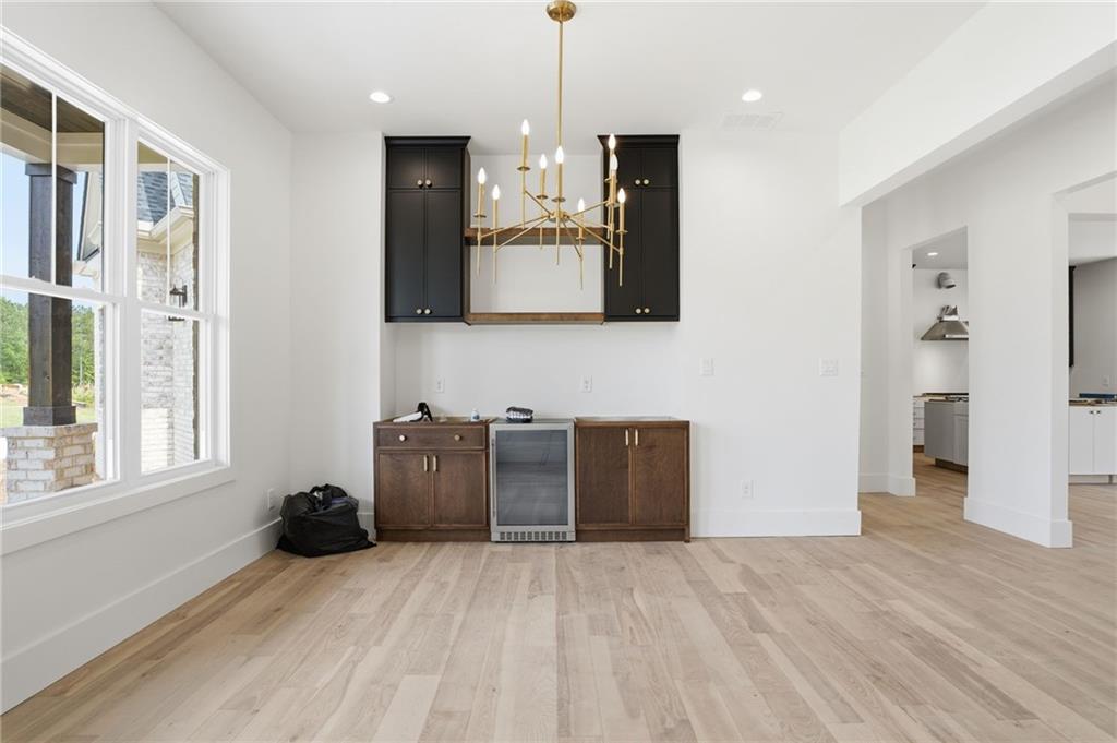 Newnan, Georgia, 30265, United States, 4 Bedrooms Bedrooms, ,5 BathroomsBathrooms,Residential,For Sale,2048163