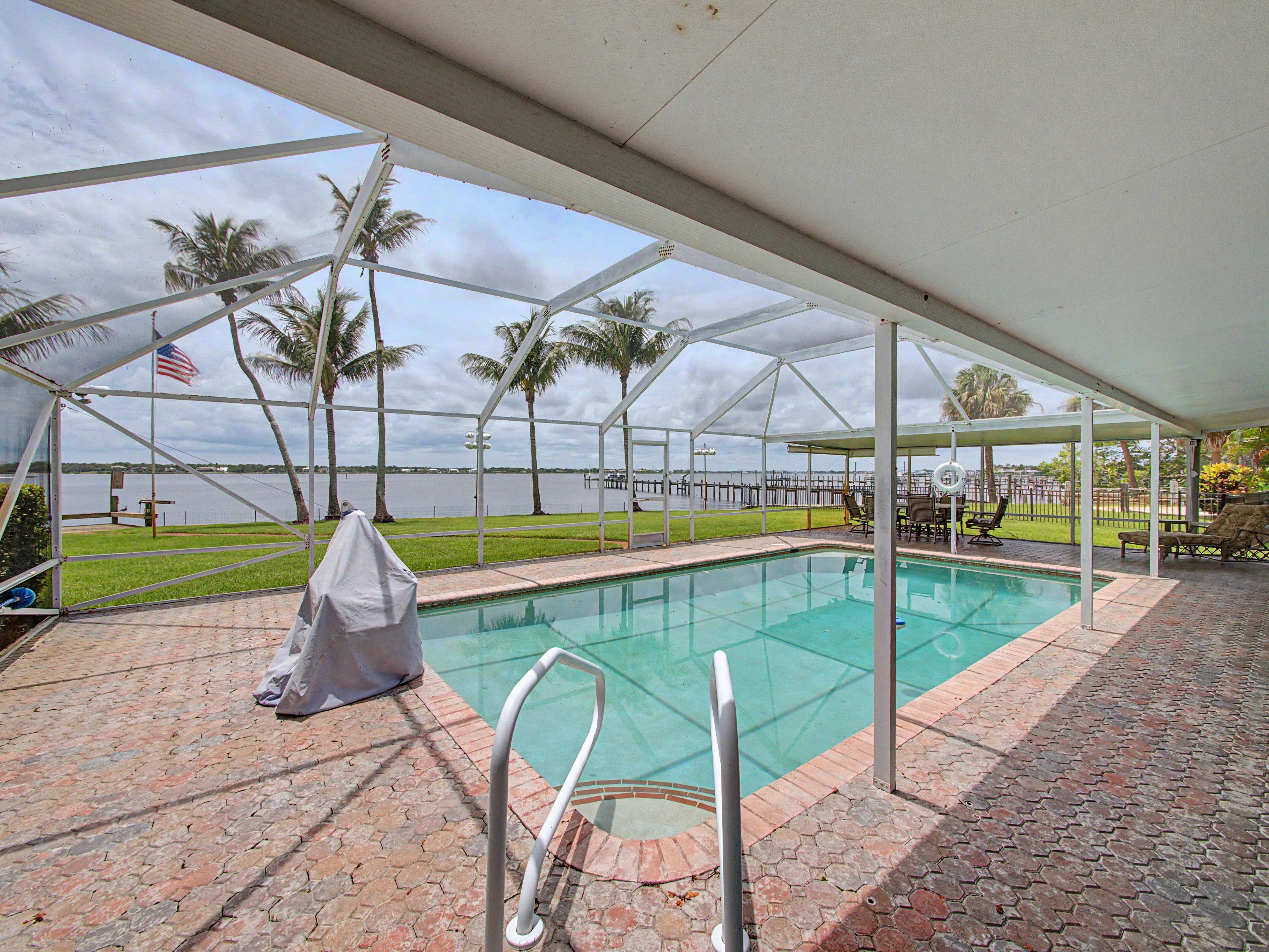 1910 NW Cove Circle, Stuart, FL, 34994 - 物件實景
