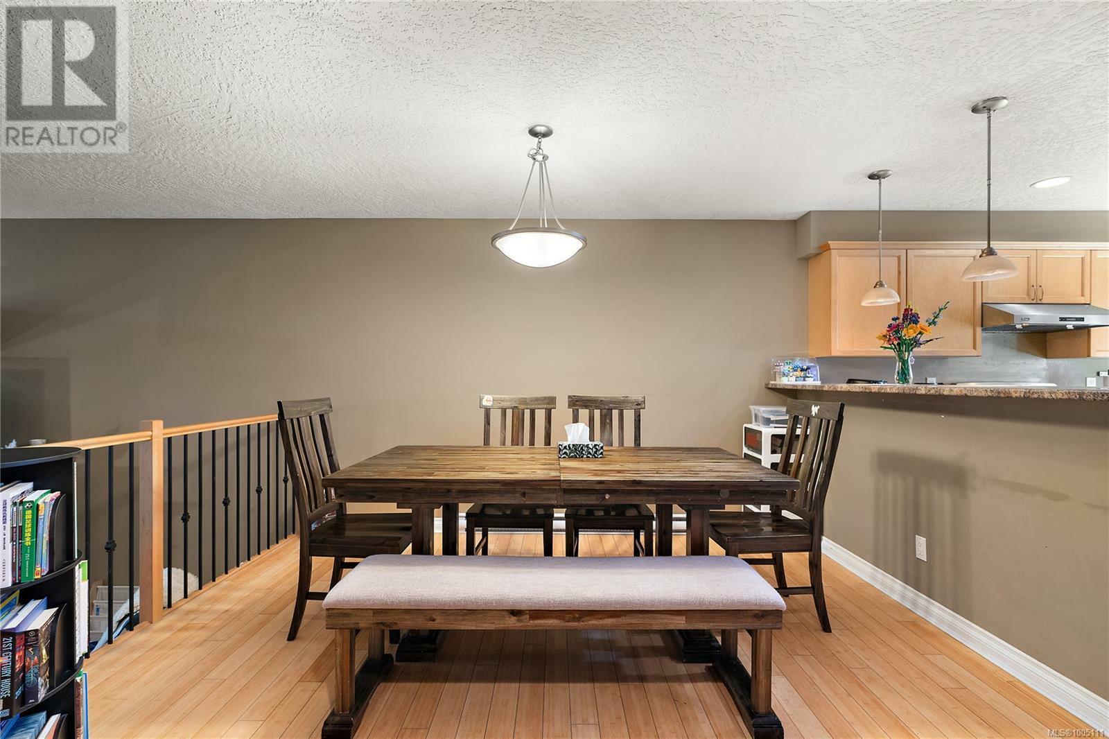 VICTORIA, British Columbia, V8T 0A3, CA, 3 Bedrooms Bedrooms, ,3 BathroomsBathrooms,Residential,For Sale,1883678