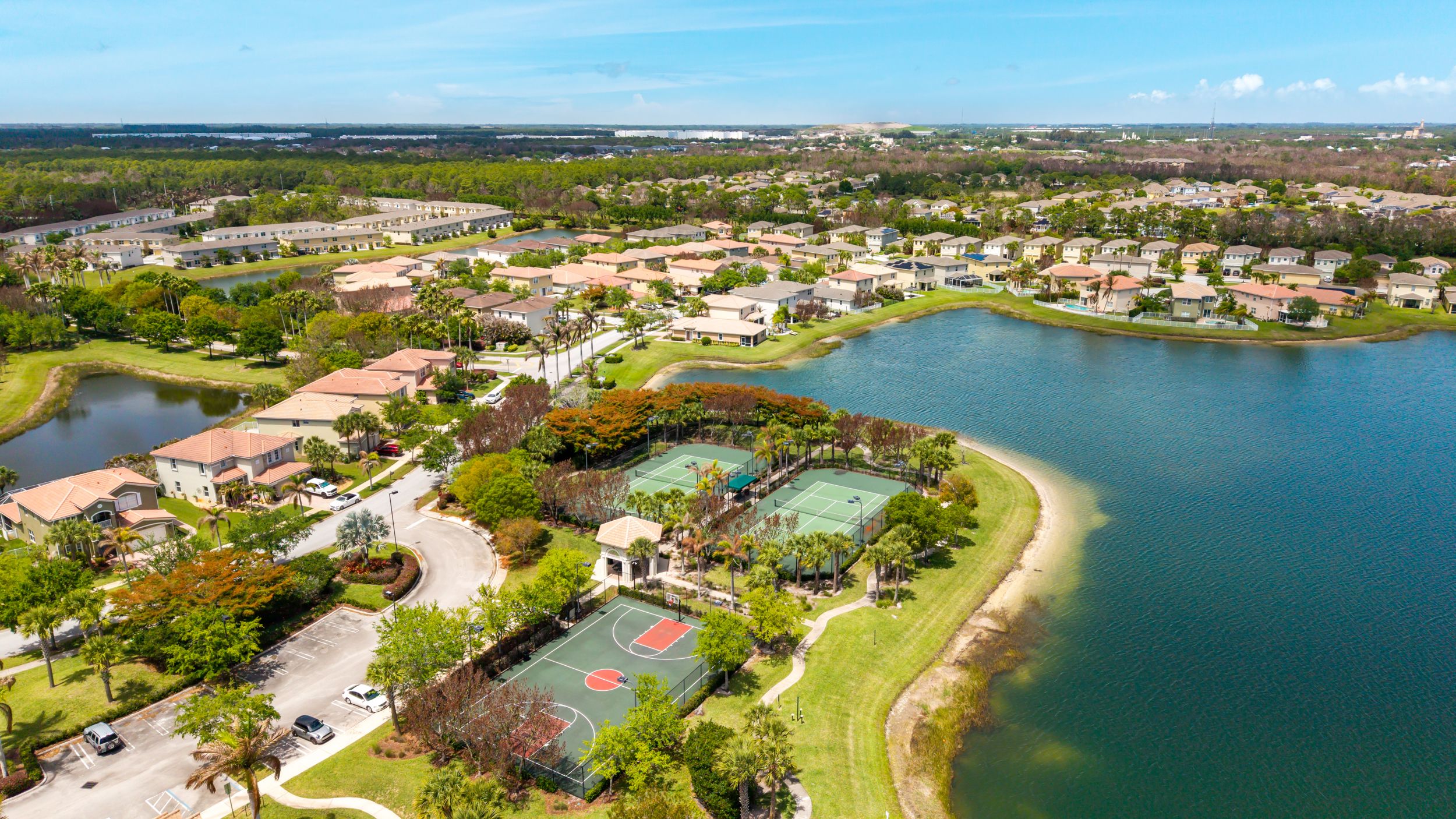  707 NW Leonardo Circle, Port St Lucie, FL, 34986 - 物件實景