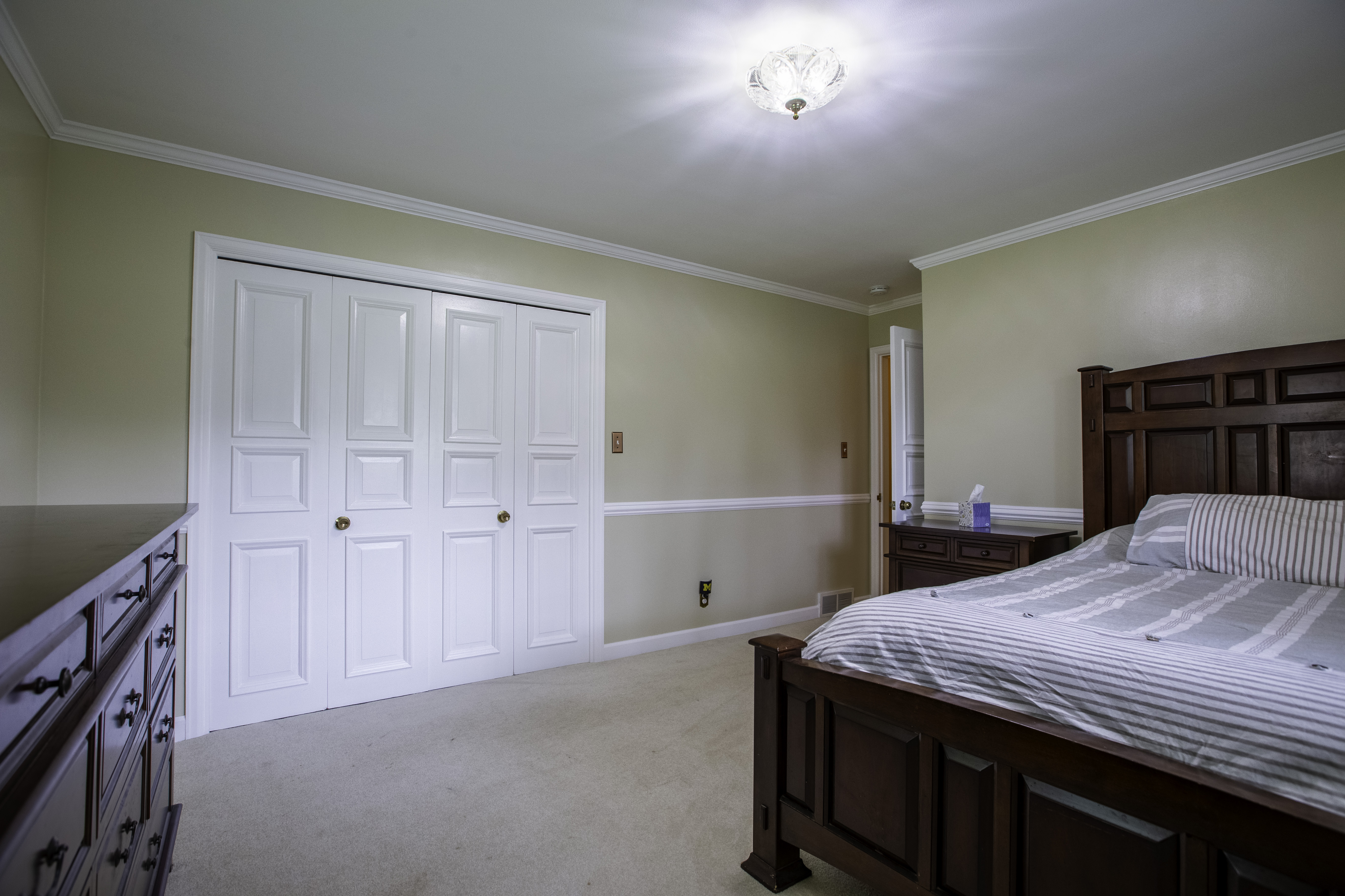 Grand Blanc, Michigan, 48439, United States, 3 Bedrooms Bedrooms, ,3 BathroomsBathrooms,Residential,For Sale,1982628