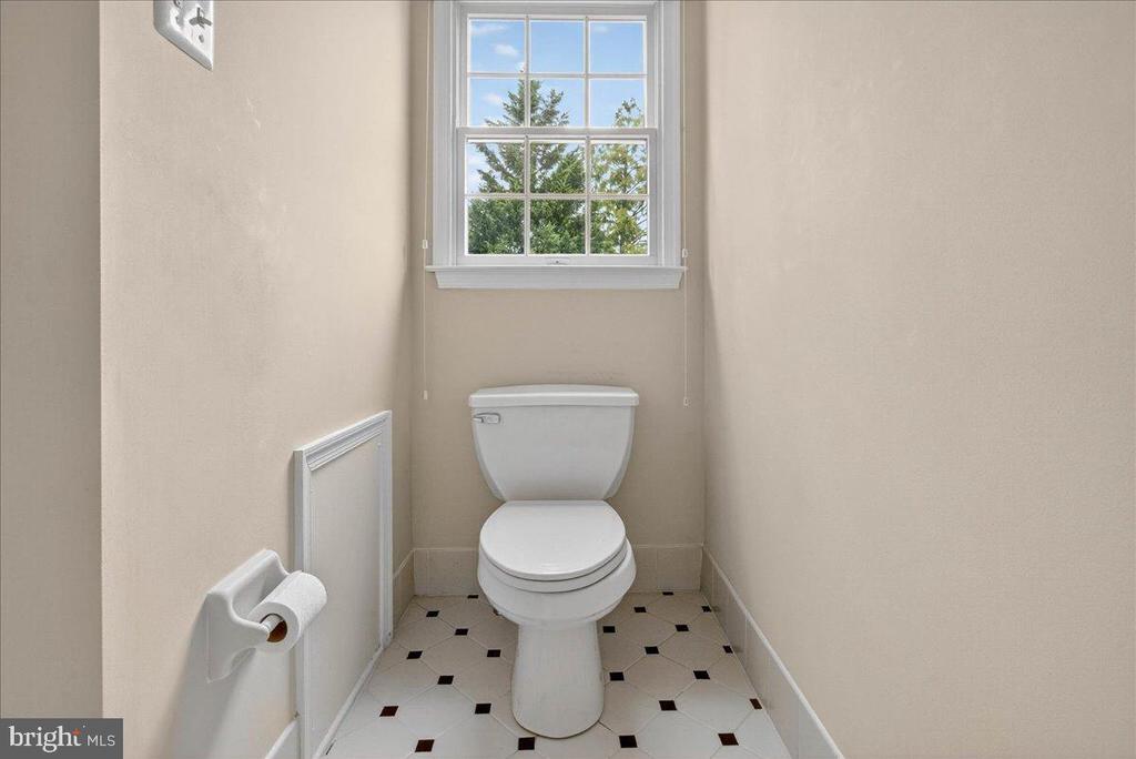 Collegeville, Pennsylvania, 19426, United States, 4 Bedrooms Bedrooms, ,3 BathroomsBathrooms,Residential,For Sale,1926055