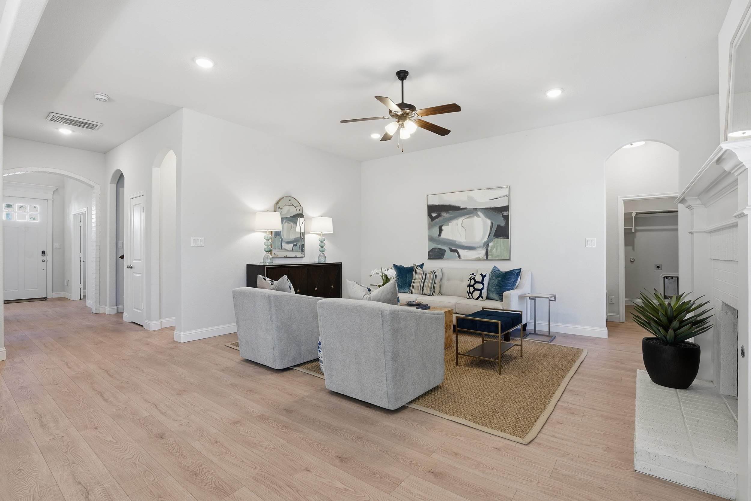  Charming Traditional in River District - 物件實景