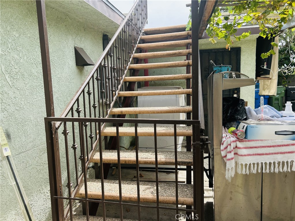 Los Angeles, California, 90033, United States, 4 Bedrooms Bedrooms, ,2 BathroomsBathrooms,Residential,For Sale,1938411