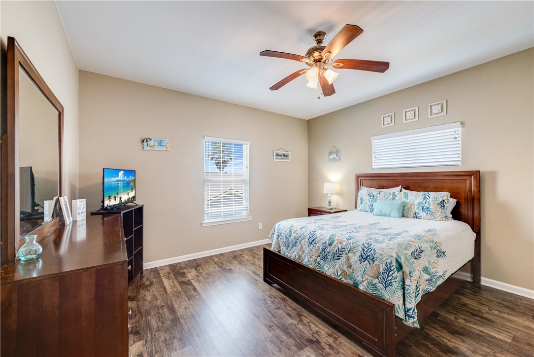 Port Aransas, Texas, 78373, United States, 4 Bedrooms Bedrooms, ,3 BathroomsBathrooms,Residential,For Sale,1829180