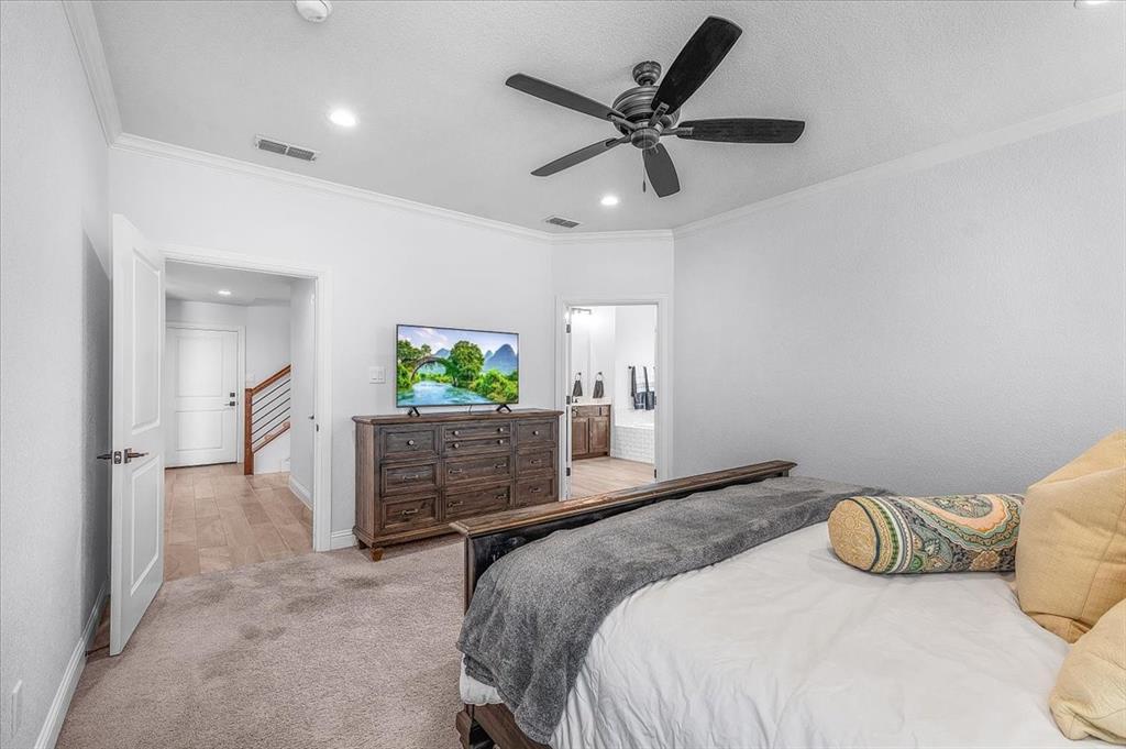 Weatherford, Texas, 76088, United States, 5 Bedrooms Bedrooms, ,5 BathroomsBathrooms,Residential,For Sale,1900599