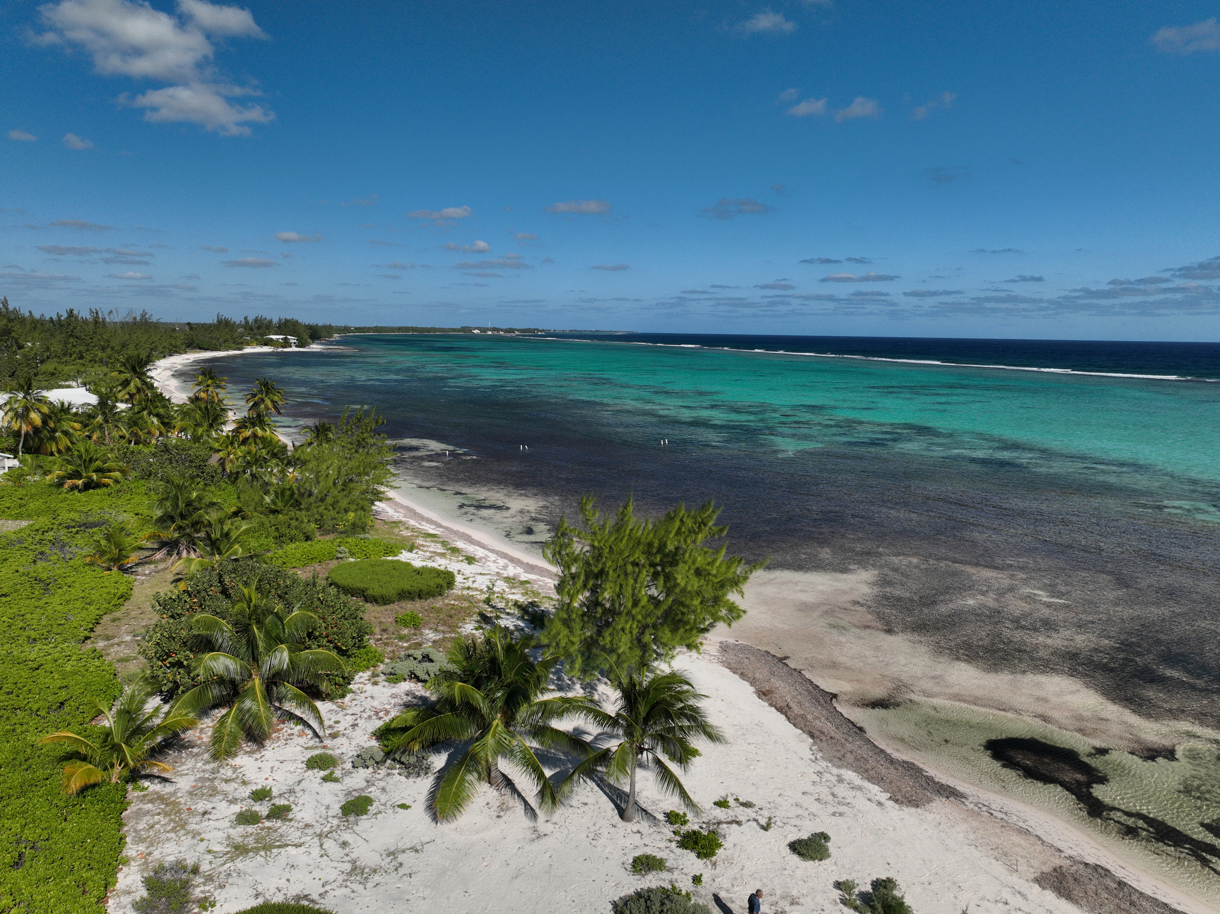  Prime Beachfront Land - 物件實景