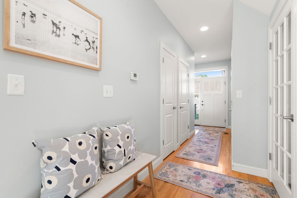 Holliston, Massachusetts, 01746, United States, 2 Bedrooms Bedrooms, ,3 BathroomsBathrooms,Residential,For Sale,1940343
