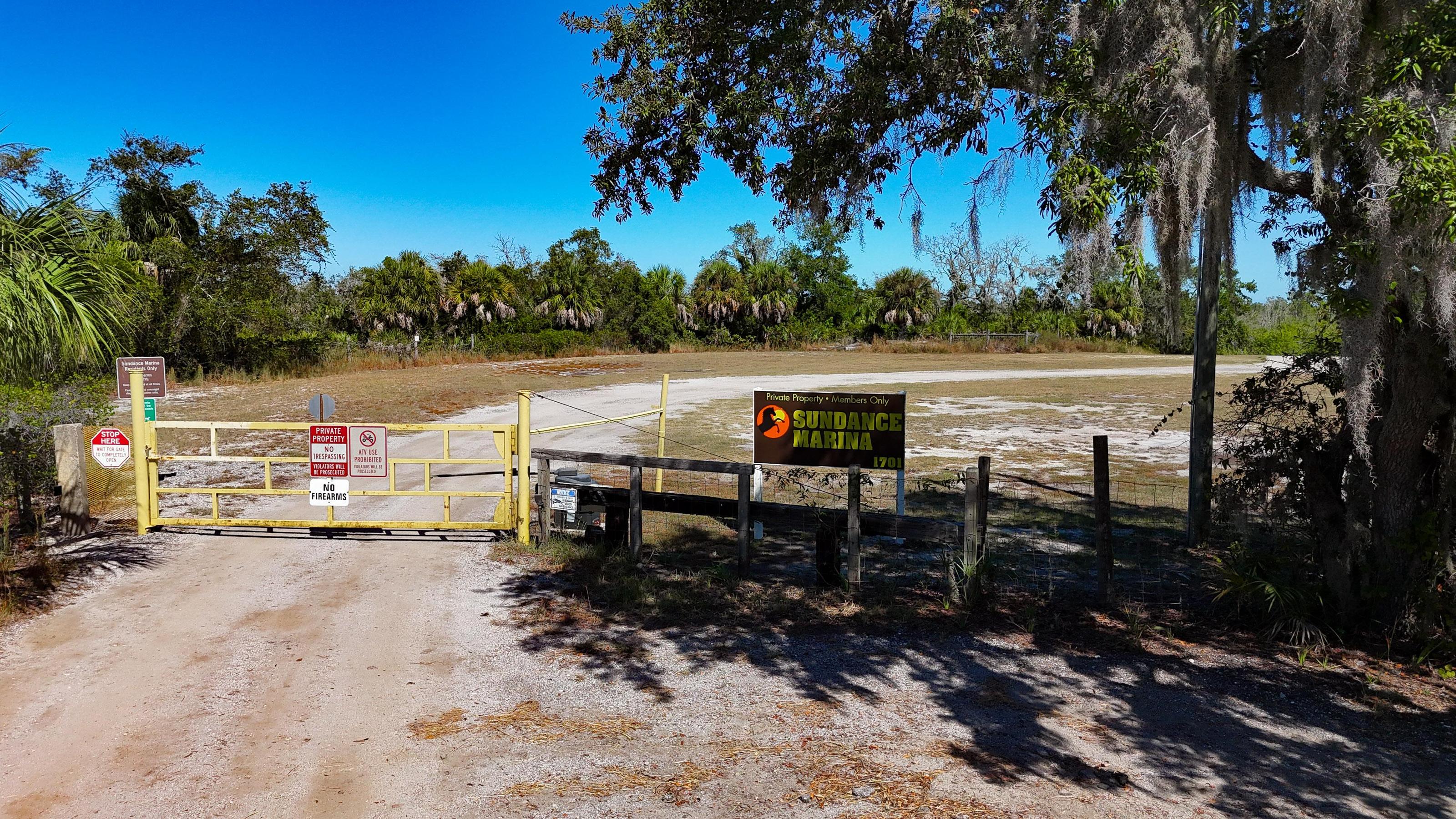 Wimauma, Florida, 33598, United States, 3 Bedrooms Bedrooms, ,3 BathroomsBathrooms,Residential,For Sale,1983978