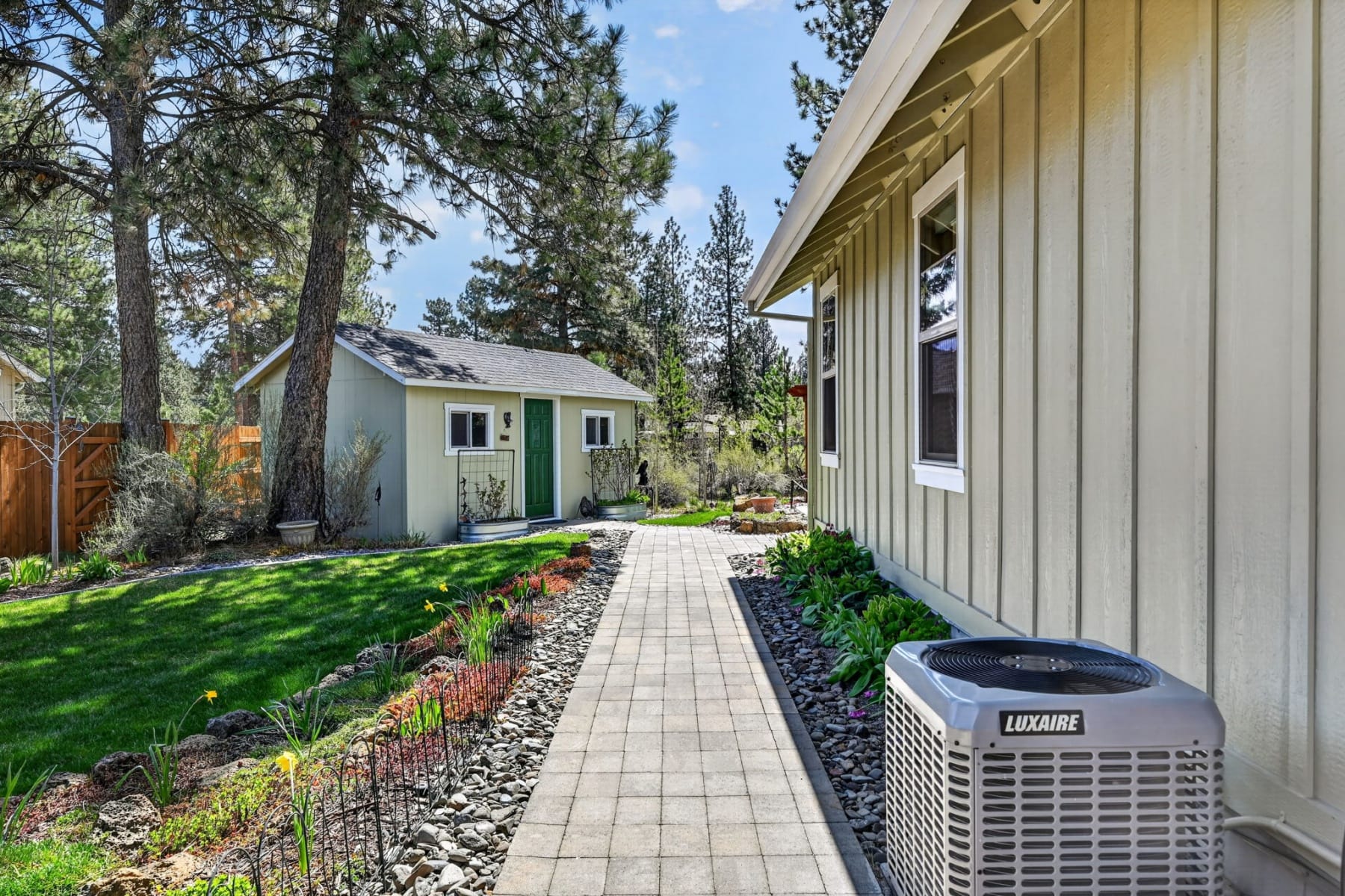  19563 Apache Road Bend, OR 97702 - 物件實景