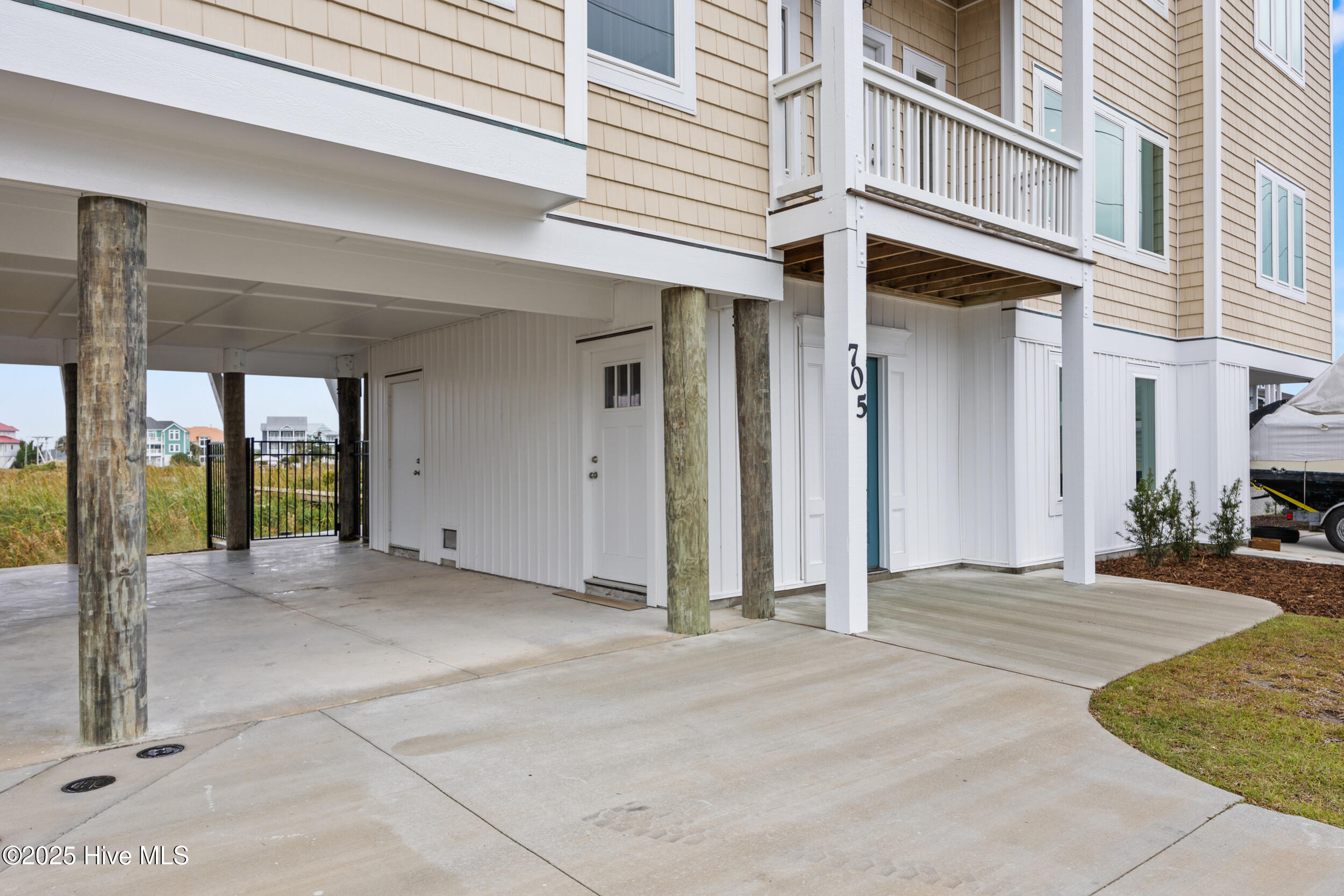 North Topsail Beach, North Carolina, 28460, United States, 7 Bedrooms Bedrooms, ,6 BathroomsBathrooms,Residential,For Sale,1991057