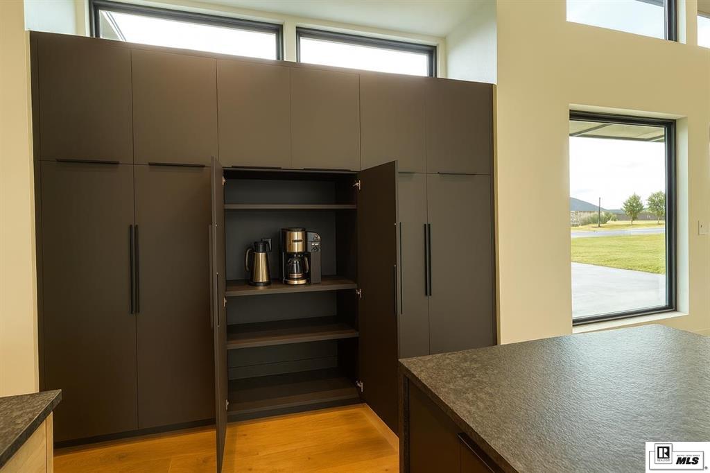 Sterlington, Louisiana, 71280, United States, 4 Bedrooms Bedrooms, ,3 BathroomsBathrooms,Residential,For Sale,1995484