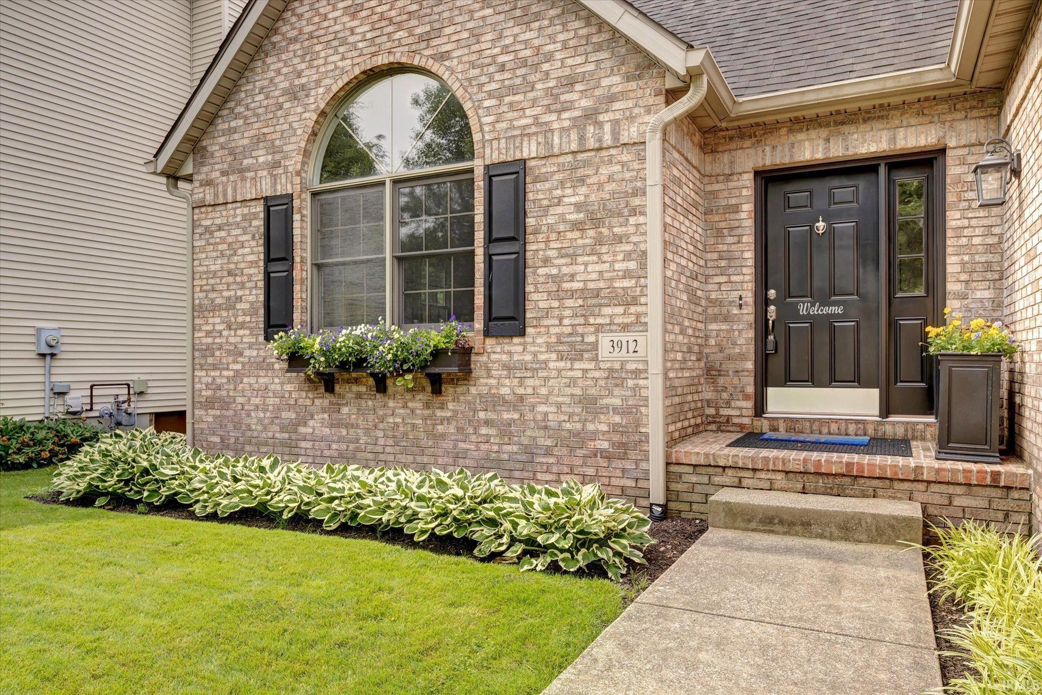 Bloomington, Indiana, 47401, United States, 4 Bedrooms Bedrooms, ,4 BathroomsBathrooms,Residential,For Sale,1978247