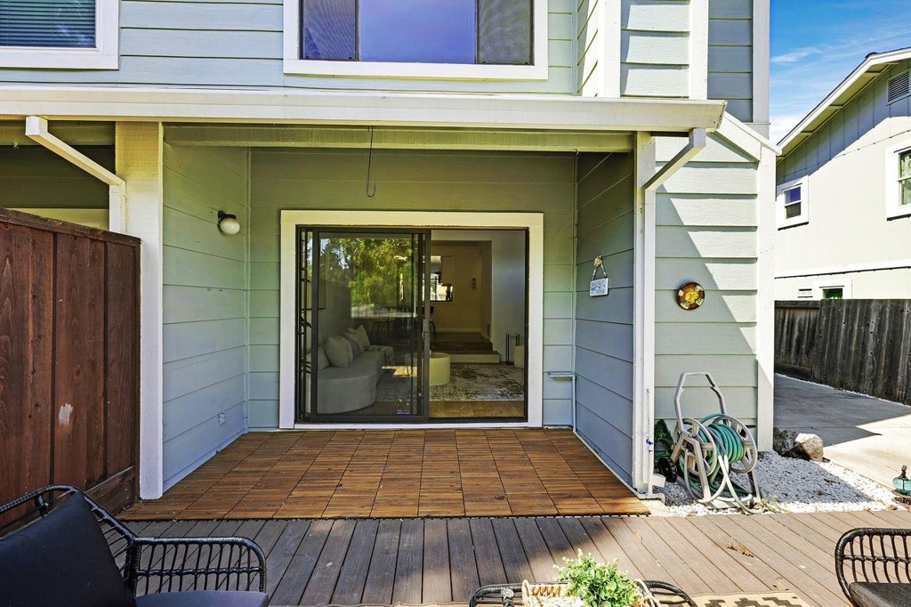 Hayward, California, 94541, United States, 2 Bedrooms Bedrooms, ,2 BathroomsBathrooms,Residential,For Sale,2012744