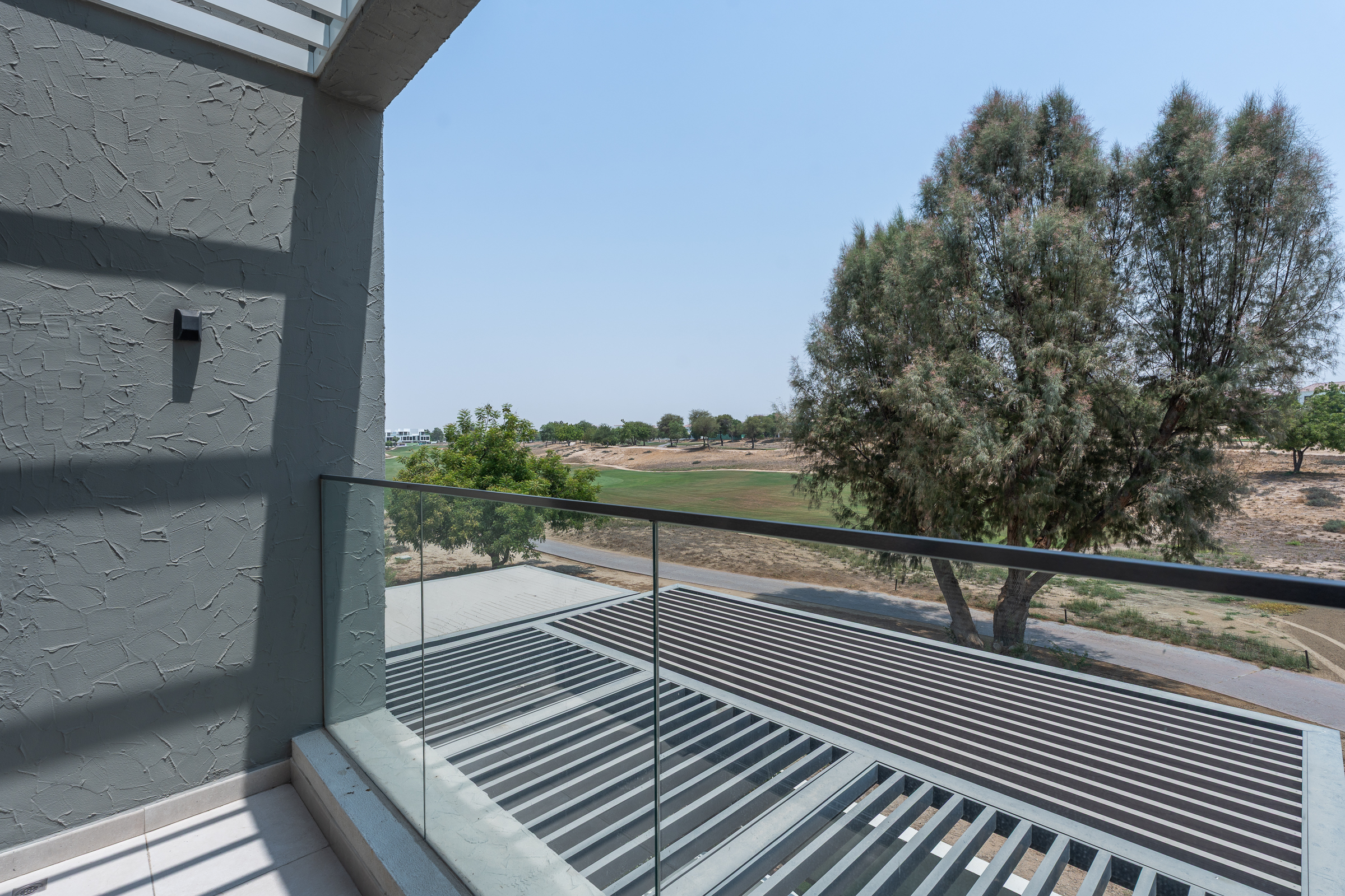  Upgraded Modern Villa With Custom Features in JGE - 物件實景