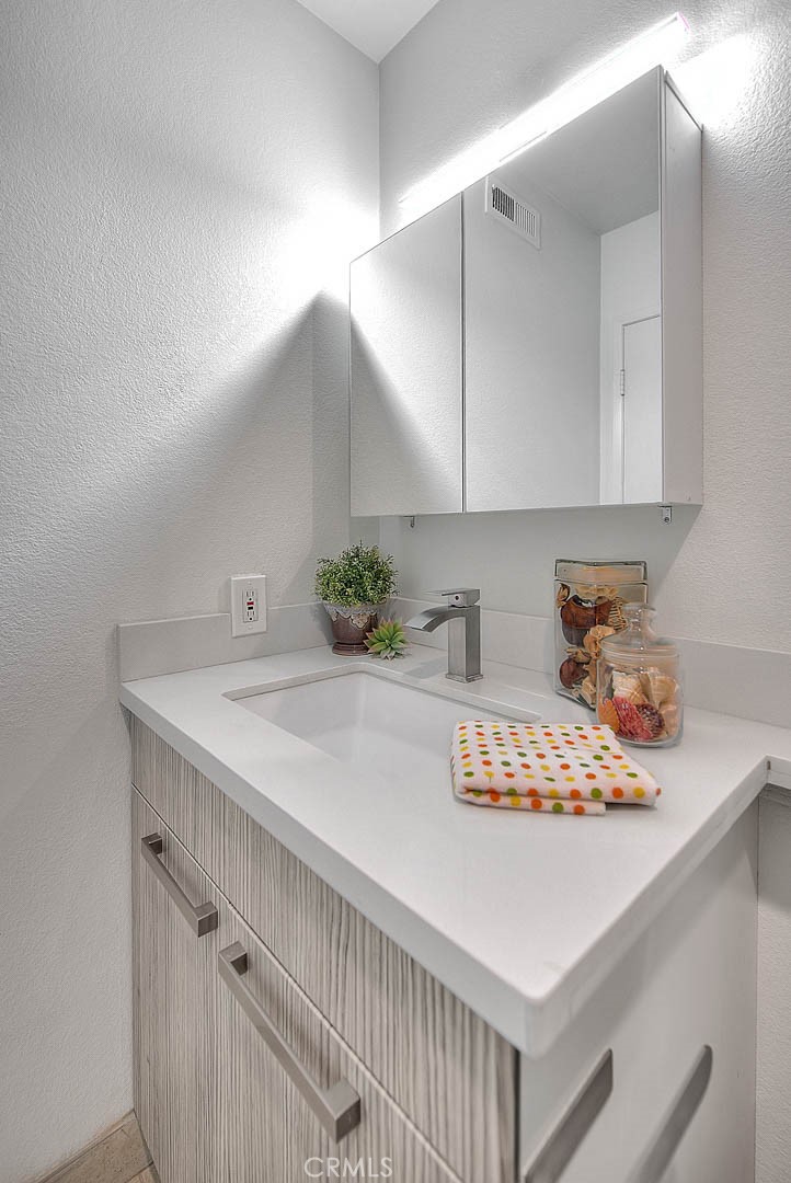 Diamond Bar, California, 91789, United States, 2 Bedrooms Bedrooms, ,1 BathroomBathrooms,Residential,For Sale,1878966