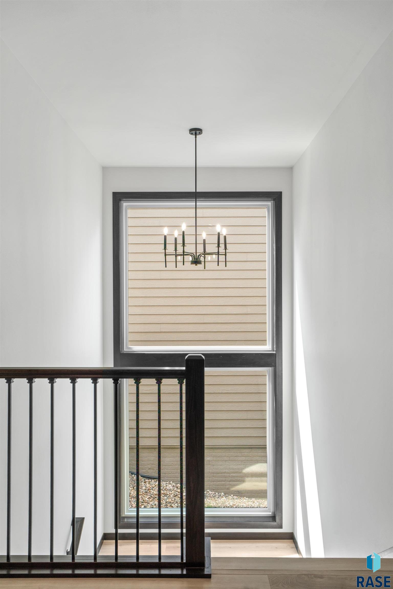 Sioux Falls, South Dakota, 57110, United States, 4 Bedrooms Bedrooms, ,2 BathroomsBathrooms,Residential,For Sale,1976702