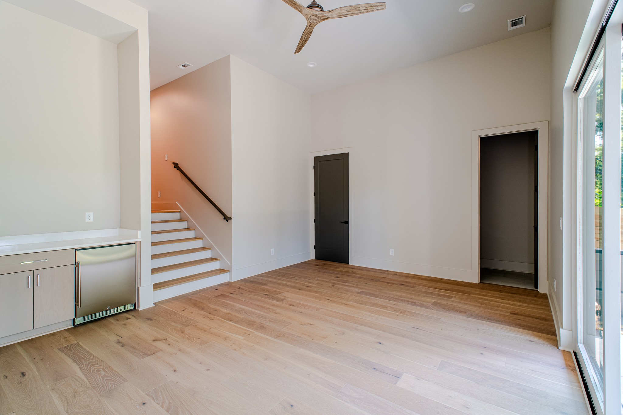 Nashville, Tennessee, 37212, United States, 4 Bedrooms Bedrooms, ,4 BathroomsBathrooms,Residential,For Sale,1792994