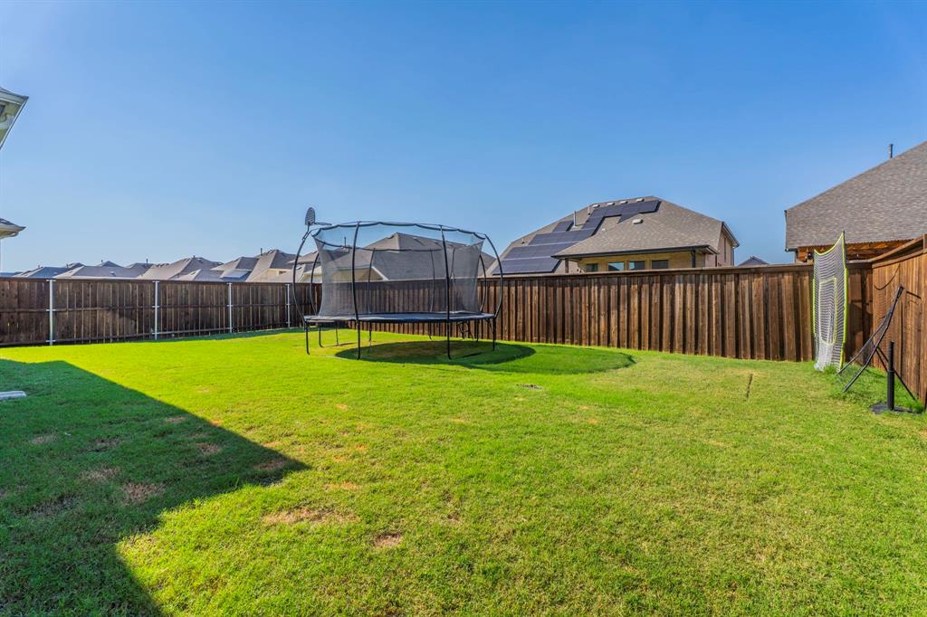 Celina, Texas, 75009, United States, 4 Bedrooms Bedrooms, ,4 BathroomsBathrooms,Residential,For Sale,1981096