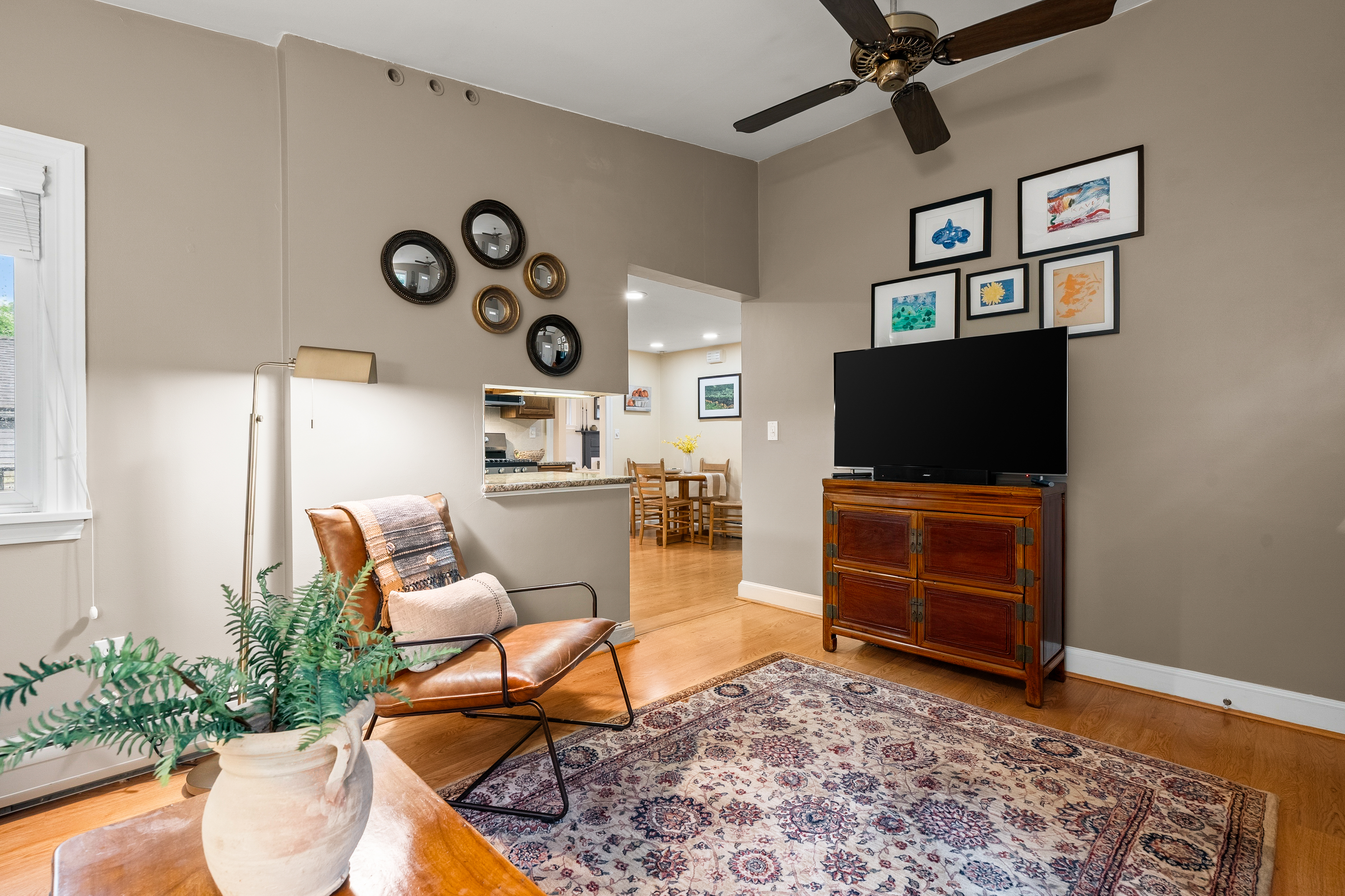  9 Roland Street, Medford, MA, 02155 - 物件實景