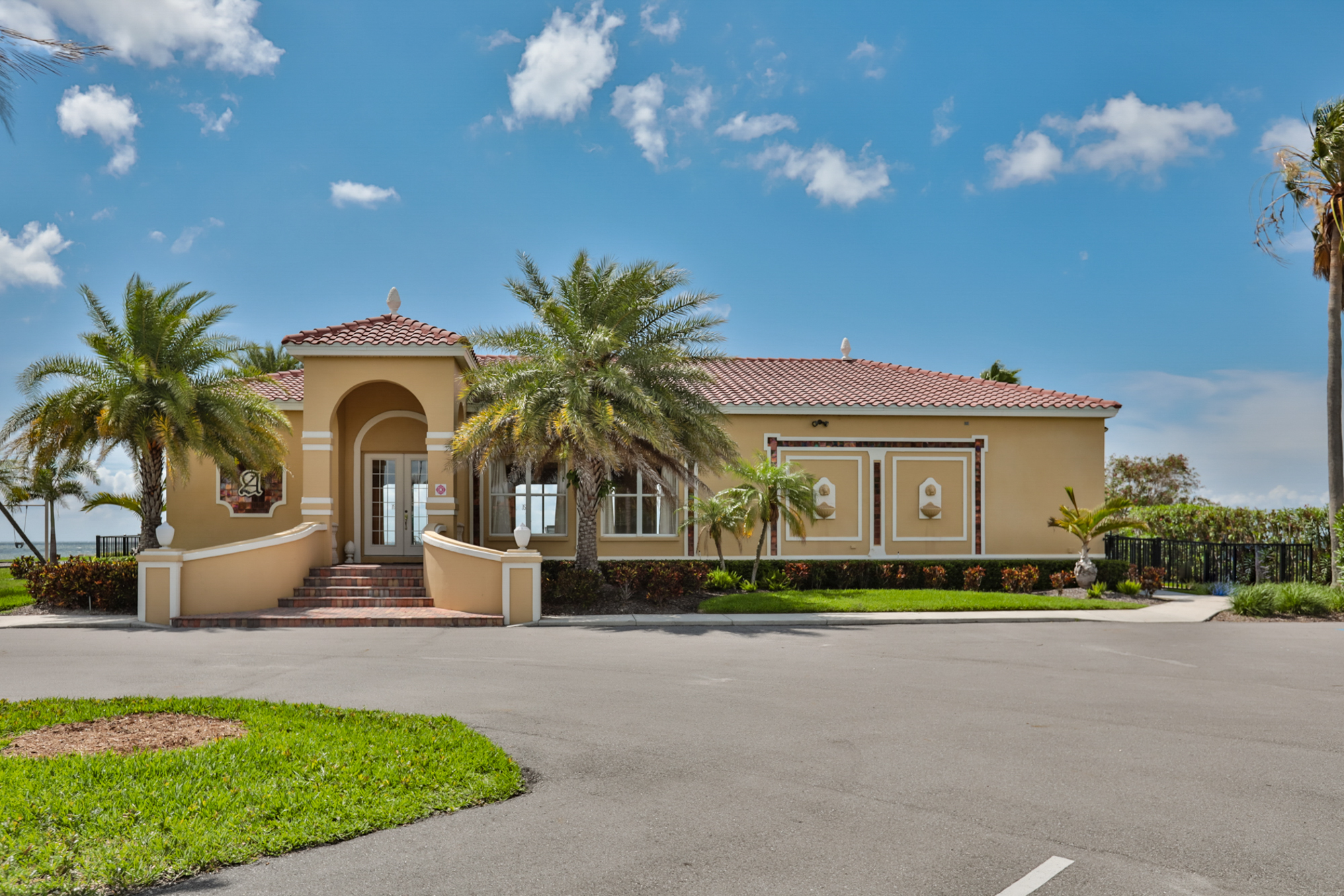 Apollo Beach, Florida, 33572, United States, 4 Bedrooms Bedrooms, ,3 BathroomsBathrooms,Residential,For Sale,1845807