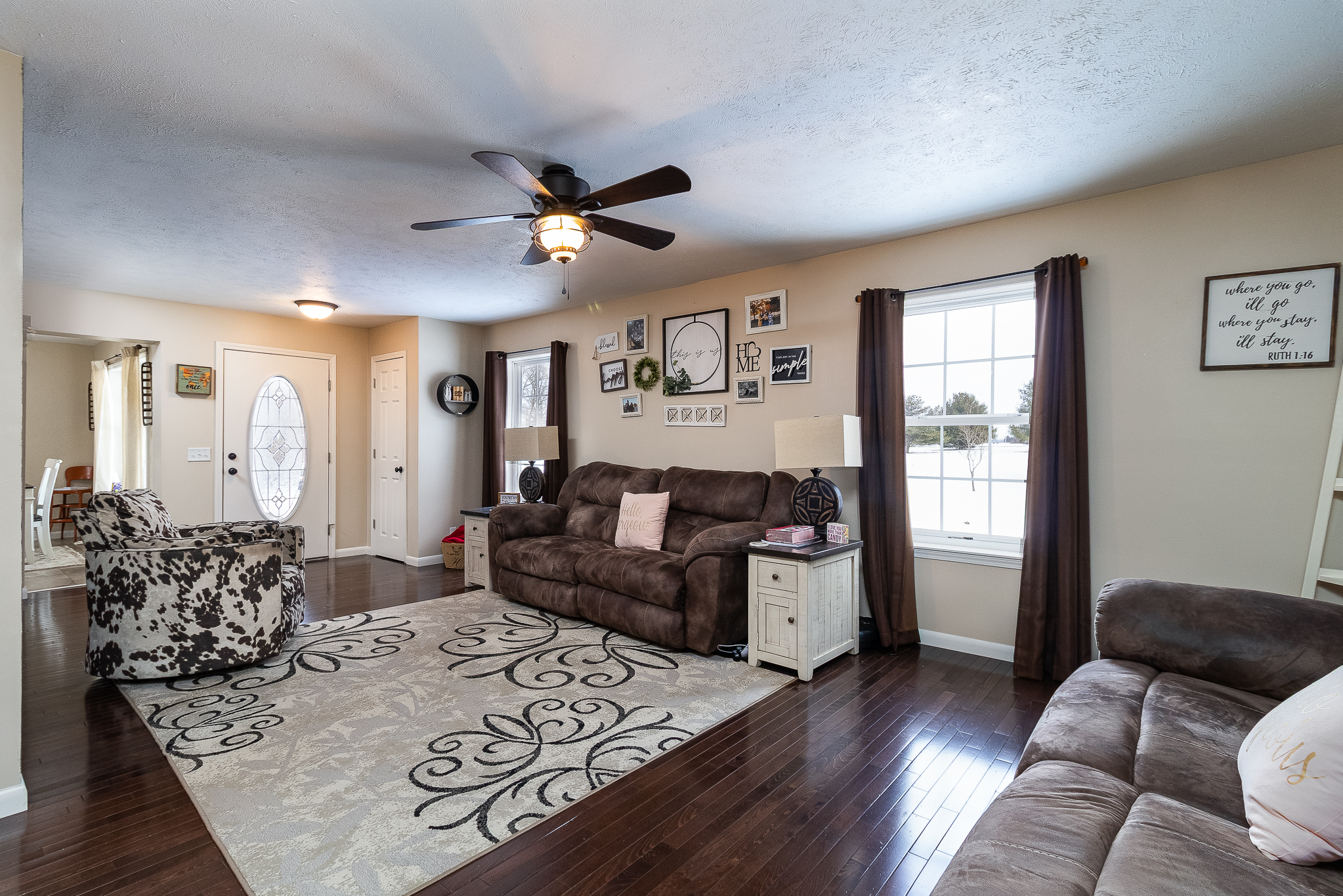 Brownstown, Illinois, 62418, United States, 4 Bedrooms Bedrooms, ,2 BathroomsBathrooms,Residential,For Sale,2015719