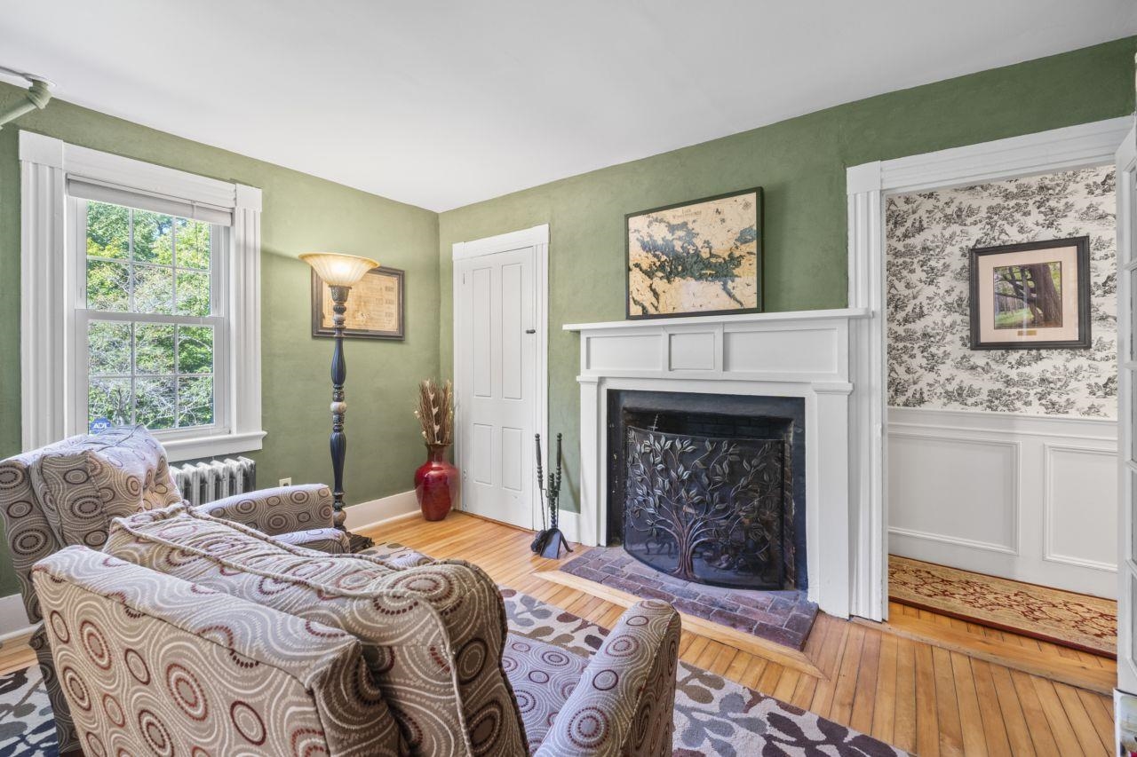 Barrington, New Hampshire, 03825, United States, 4 Bedrooms Bedrooms, ,3 BathroomsBathrooms,Residential,For Sale,1984390