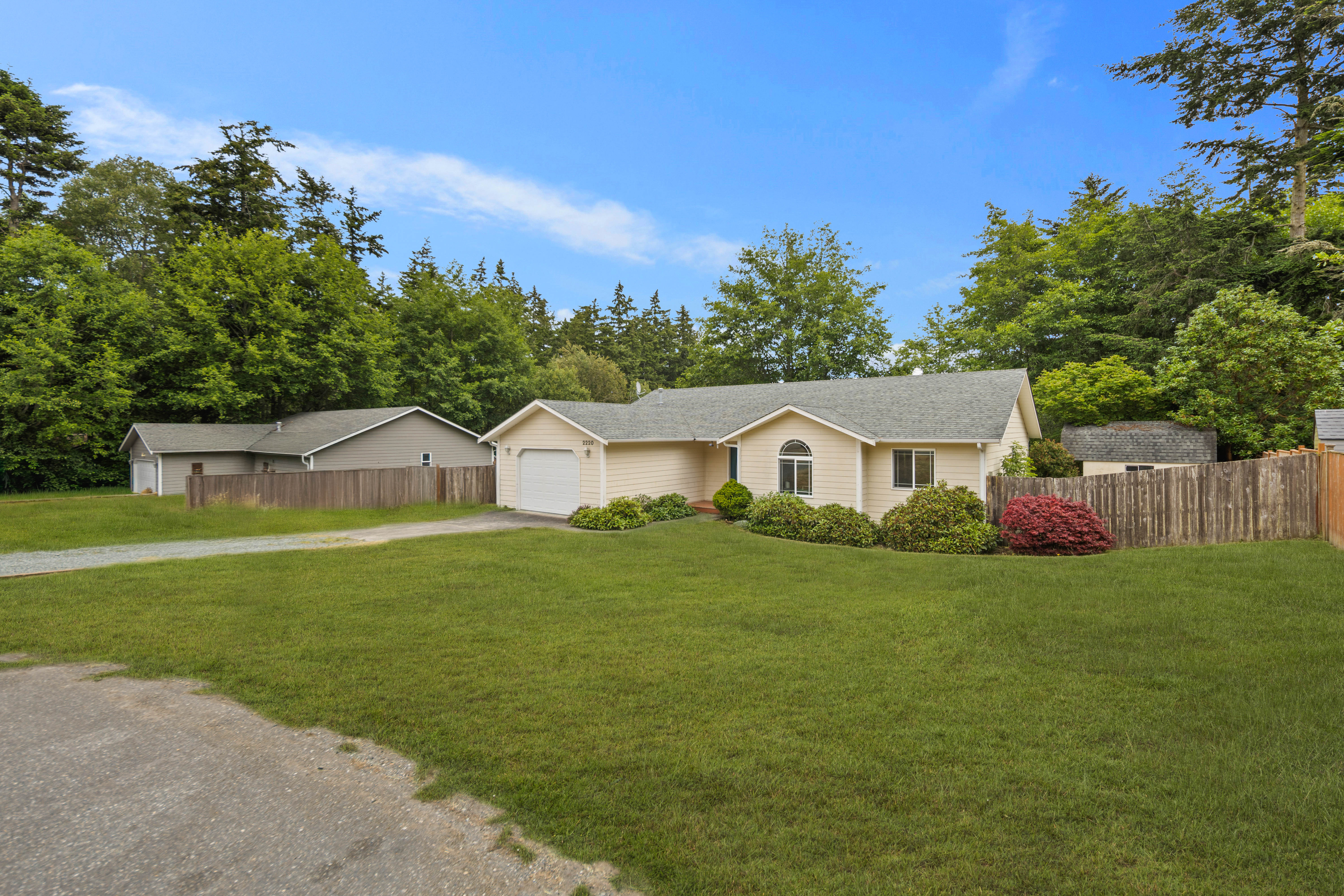  2220 Williams Rd, Oak Harbor, WA 98277 - 物件實景