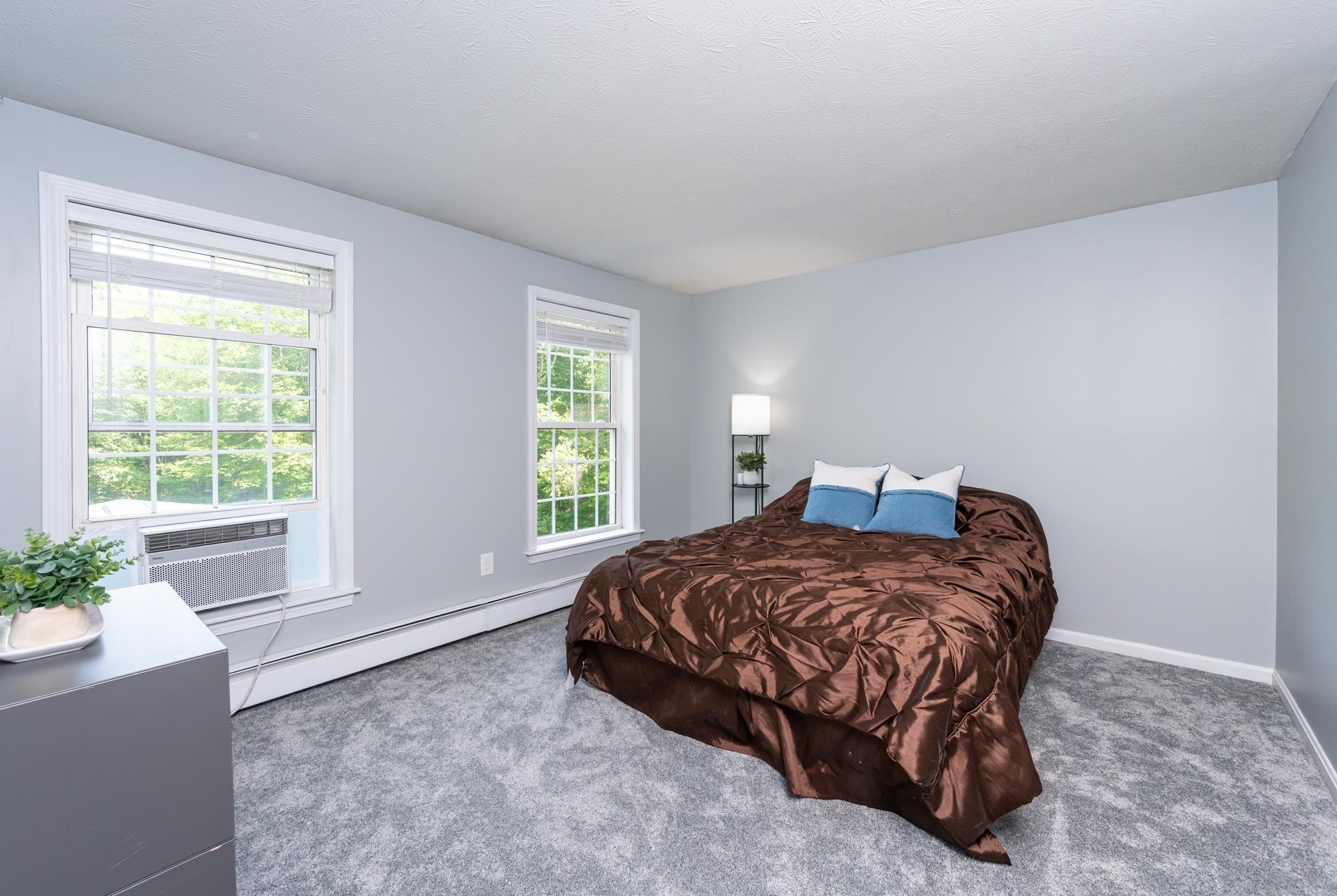 Hooksett, New Hampshire, 03106, United States, 3 Bedrooms Bedrooms, ,2 BathroomsBathrooms,Residential,For Sale,1941864