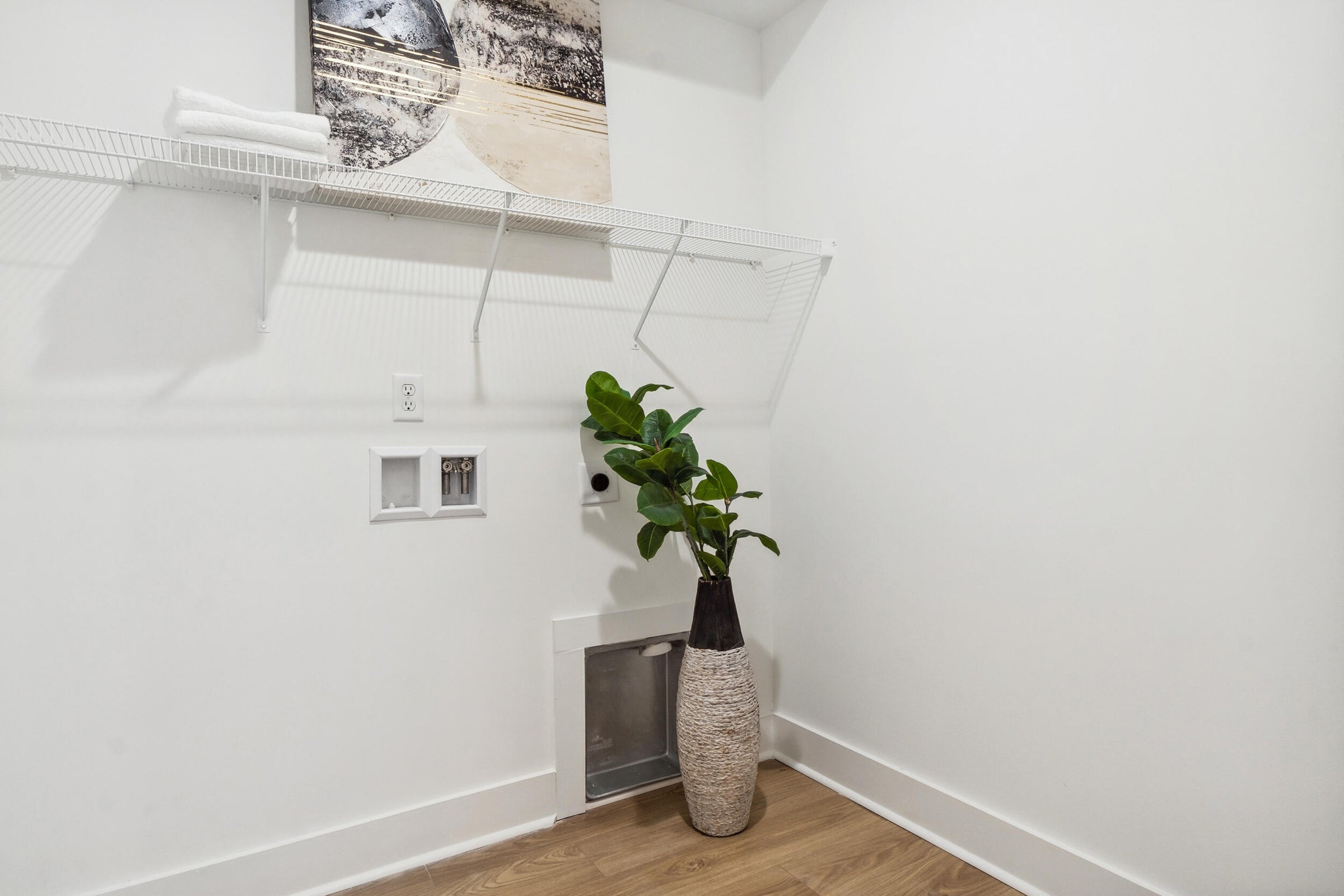 Dunlap, Tennessee, 37327, United States, 4 Bedrooms Bedrooms, ,3 BathroomsBathrooms,Residential,For Sale,1974830