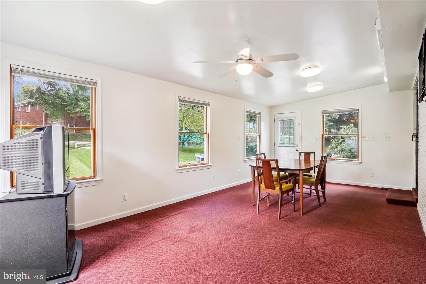 Silver Spring, Maryland, 20903, United States, 4 Bedrooms Bedrooms, ,2 BathroomsBathrooms,Residential,For Sale,1919736