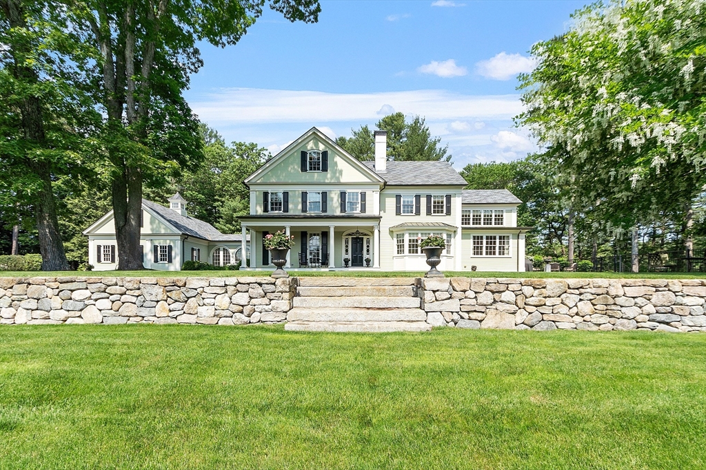 Concord, Massachusetts, 01742, United States, 6 Bedrooms Bedrooms, ,7 BathroomsBathrooms,Residential,For Sale,1938993