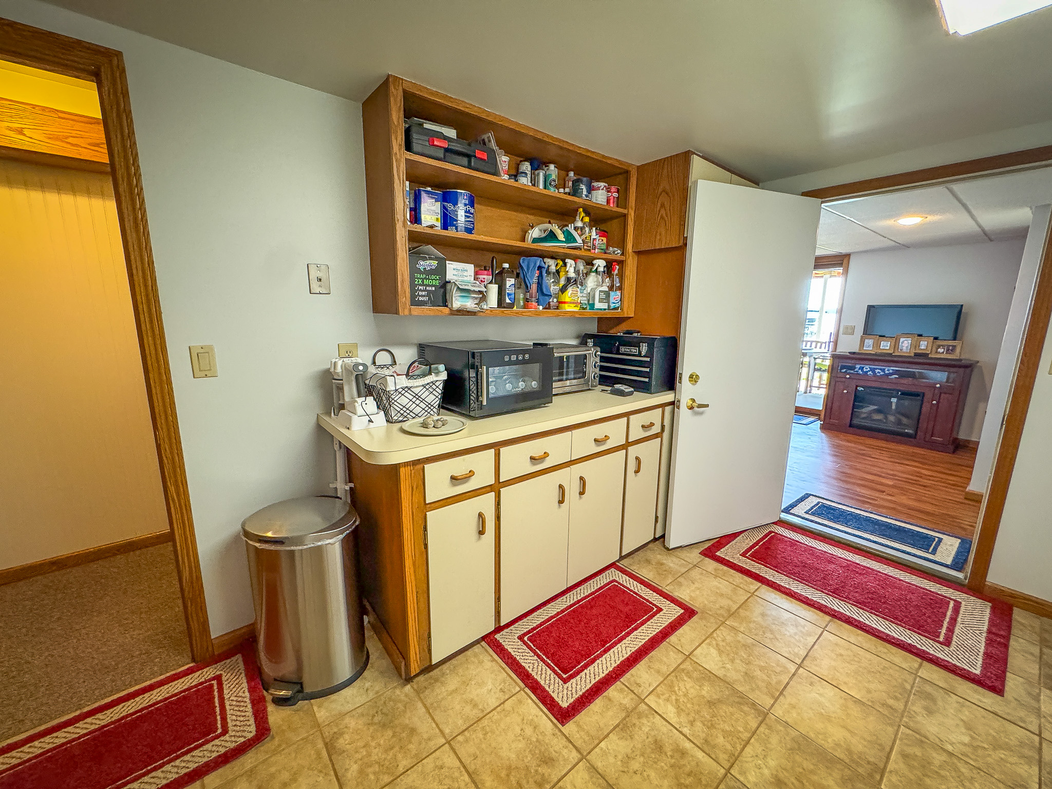 Cadillac, Michigan, 49601, United States, 5 Bedrooms Bedrooms, ,4 BathroomsBathrooms,Residential,For Sale,1905816