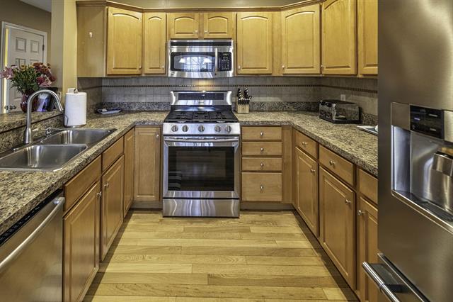 Dover, New Hampshire, 03820, United States, 3 Bedrooms Bedrooms, ,3 BathroomsBathrooms,Residential,For Sale,1989381