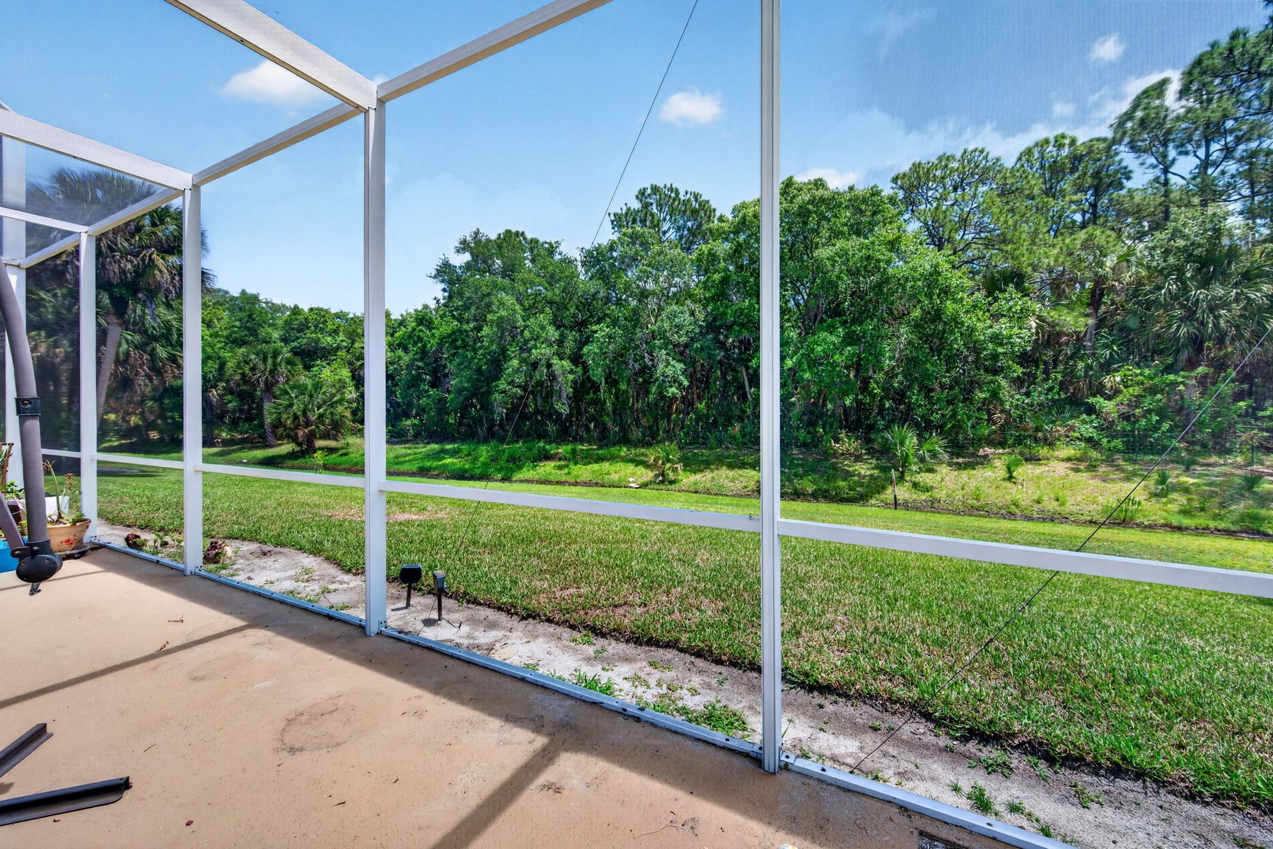  900 Bluegrass Lane, Rockledge, FL, 32955 - 物件實景