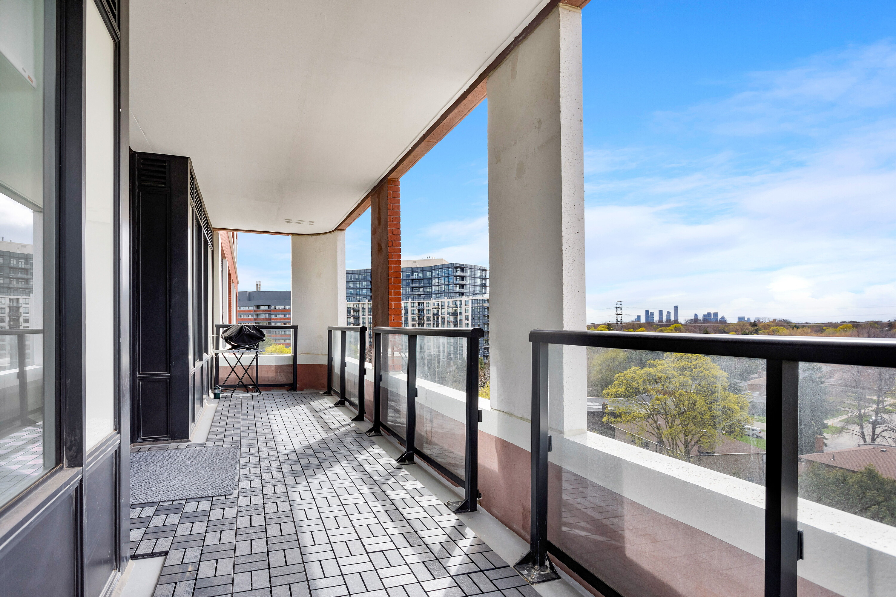  Luxury Condo - 物件實景