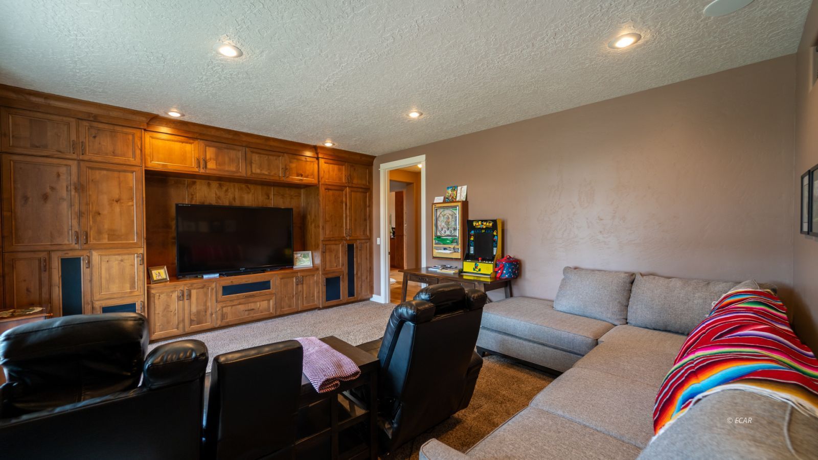 Elko, Nevada, 89801, United States, 3 Bedrooms Bedrooms, ,3 BathroomsBathrooms,Residential,For Sale,1696965