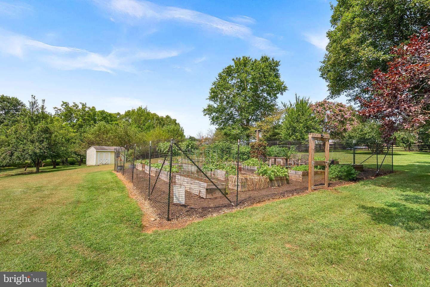 Waterford, Virginia, 20197, United States, 5 Bedrooms Bedrooms, ,4 BathroomsBathrooms,Residential,For Sale,1940957