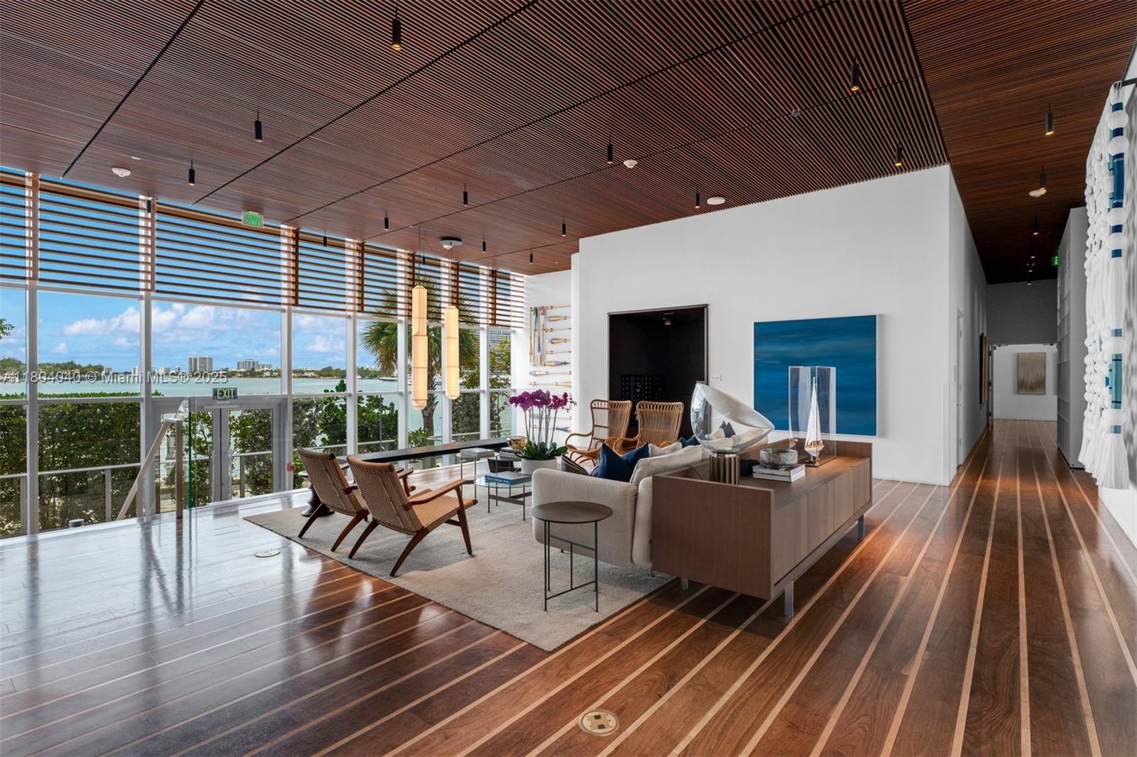 Miami Beach, Florida, 33141, United States, 2 Bedrooms Bedrooms, ,3 BathroomsBathrooms,Residential,For Sale,1828109
