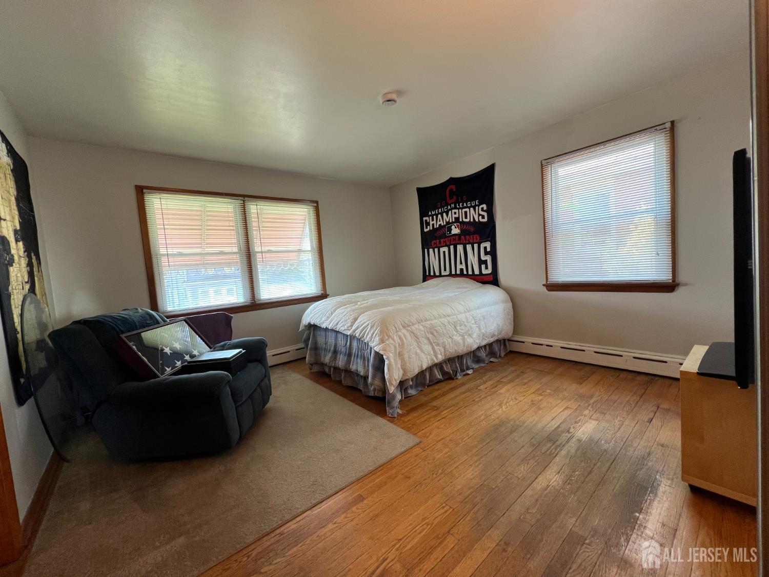 Fords, New Jersey, 08863, United States, 4 Bedrooms Bedrooms, ,2 BathroomsBathrooms,Residential,For Sale,1942006