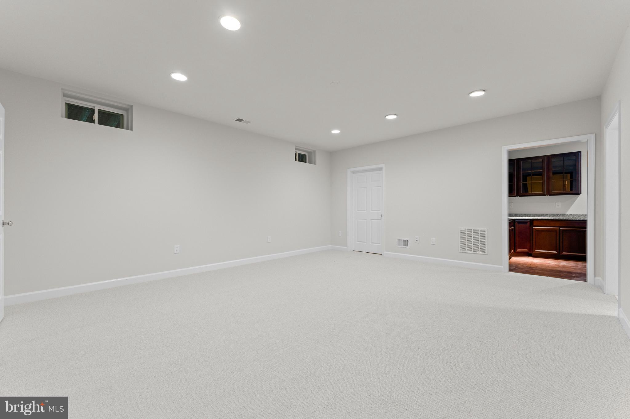 Brandy Station, Virginia, 22714, United States, 6 Bedrooms Bedrooms, ,4 BathroomsBathrooms,Residential,For Sale,2049369