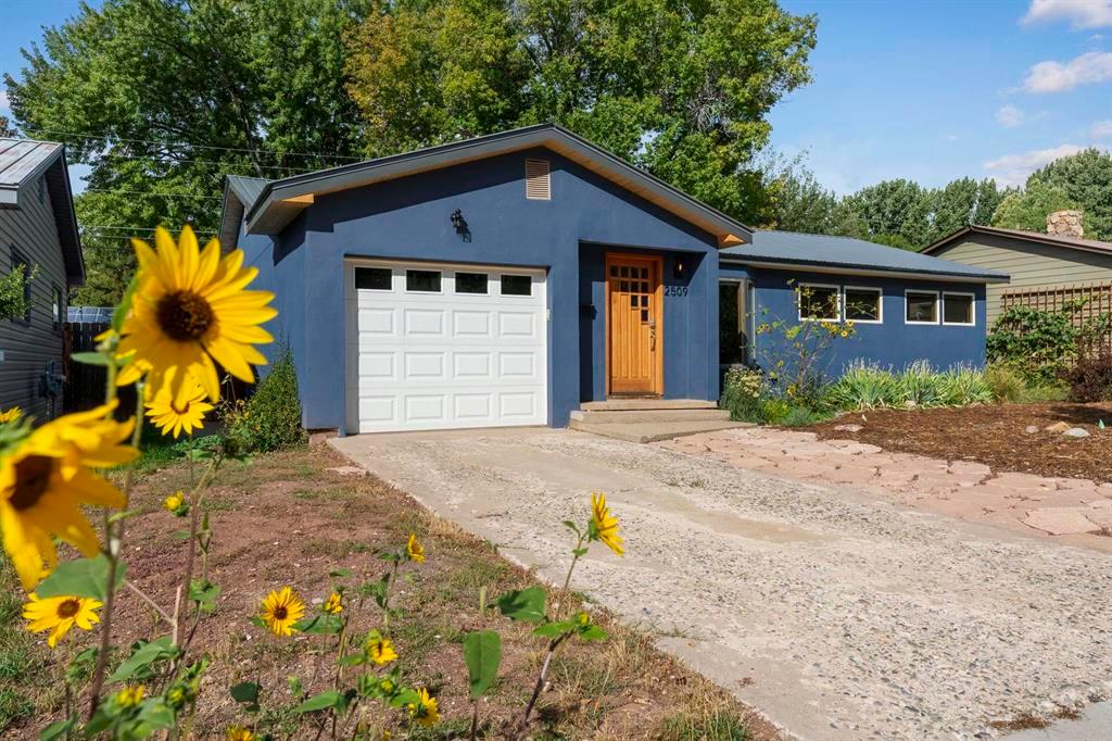 Durango, Colorado, 81301, United States, 3 Bedrooms Bedrooms, ,2 BathroomsBathrooms,Residential,For Sale,1947970