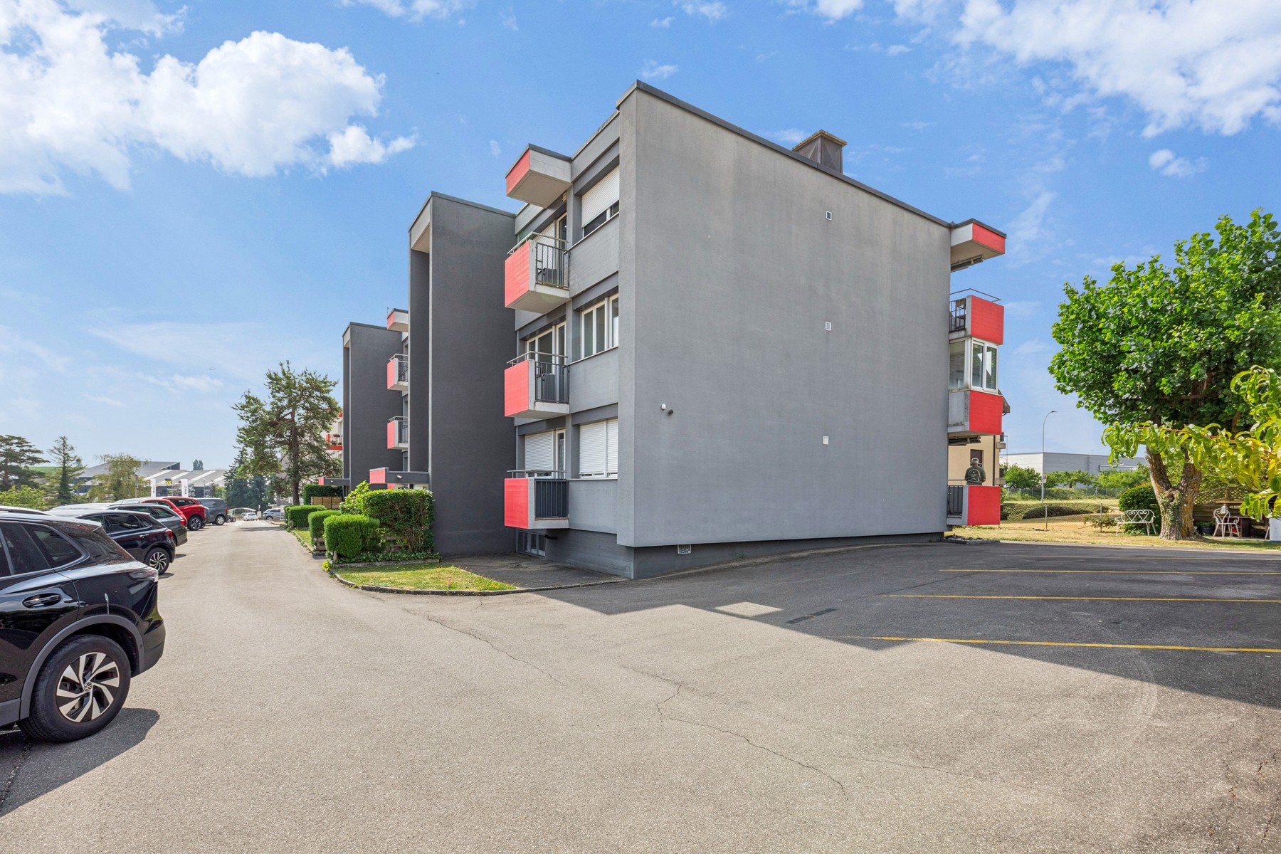  Spacious 5.5-room top-floor apartment with a terrace and 2 outdoor parking space - 物件實景