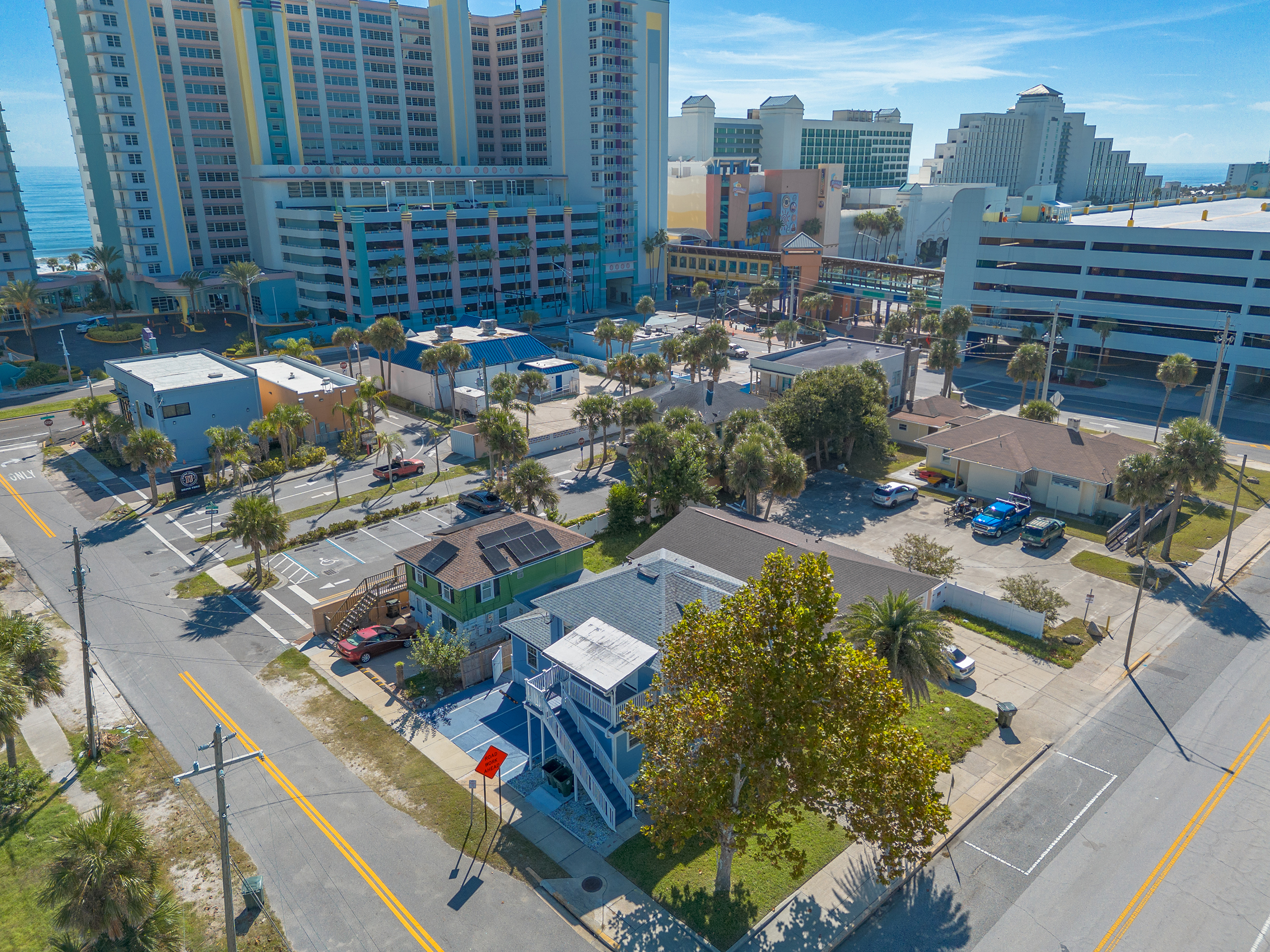 Daytona Beach, Florida, 32118, United States, 5 Bedrooms Bedrooms, ,3 BathroomsBathrooms,Residential,For Sale,1982545