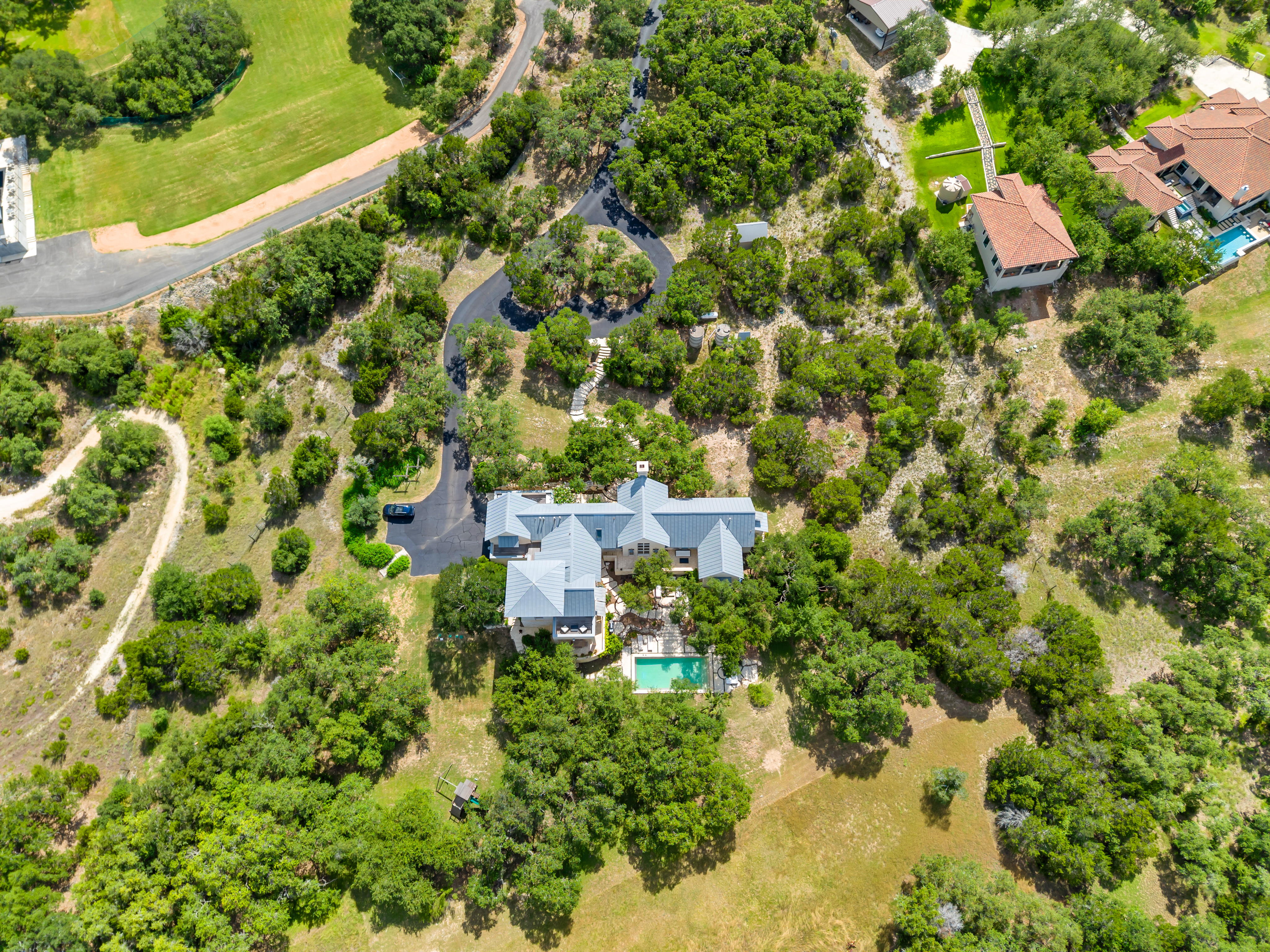  Hill Country Estate with Privacy and Presence - 物件實景