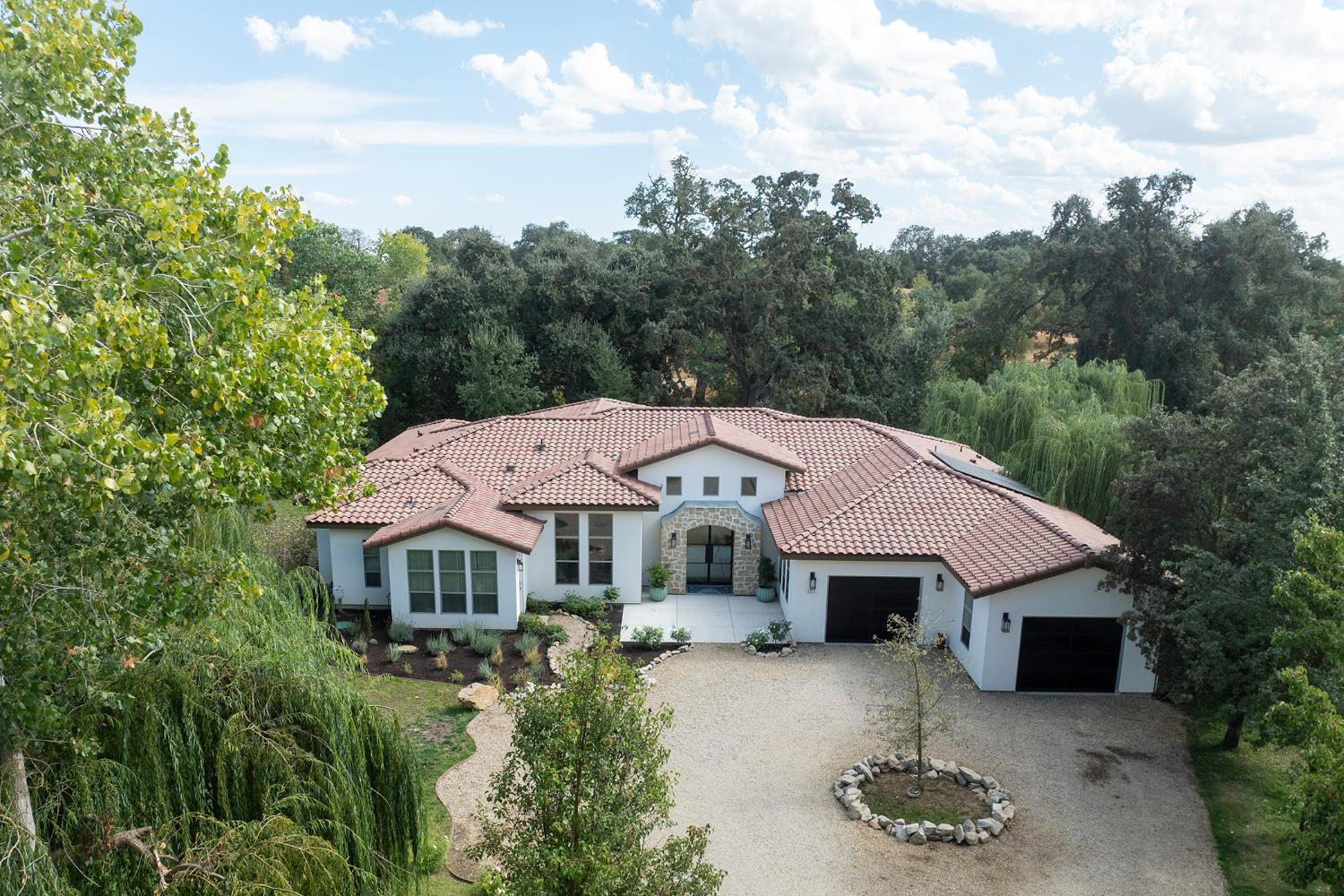 Modesto, California, 95357, United States, 4 Bedrooms Bedrooms, ,4 BathroomsBathrooms,Residential,For Sale,1976586