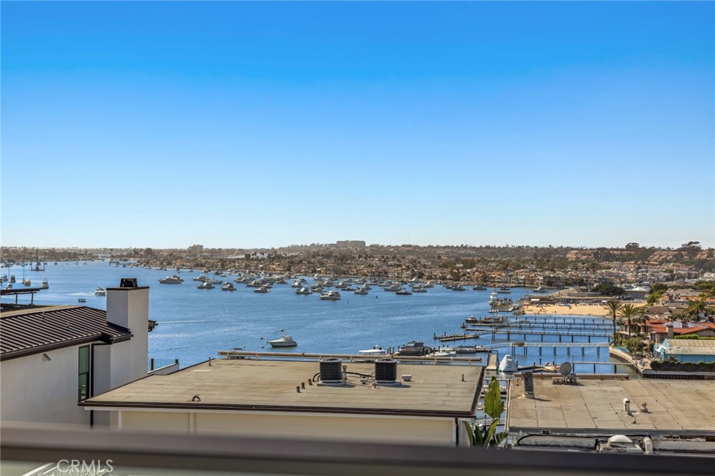 Corona del Mar, California, 92625, United States, 4 Bedrooms Bedrooms, ,5 BathroomsBathrooms,Residential,For Sale,1903462