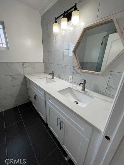 Downey, California, 90242, United States, 4 Bedrooms Bedrooms, ,2 BathroomsBathrooms,Residential,For Sale,1975932