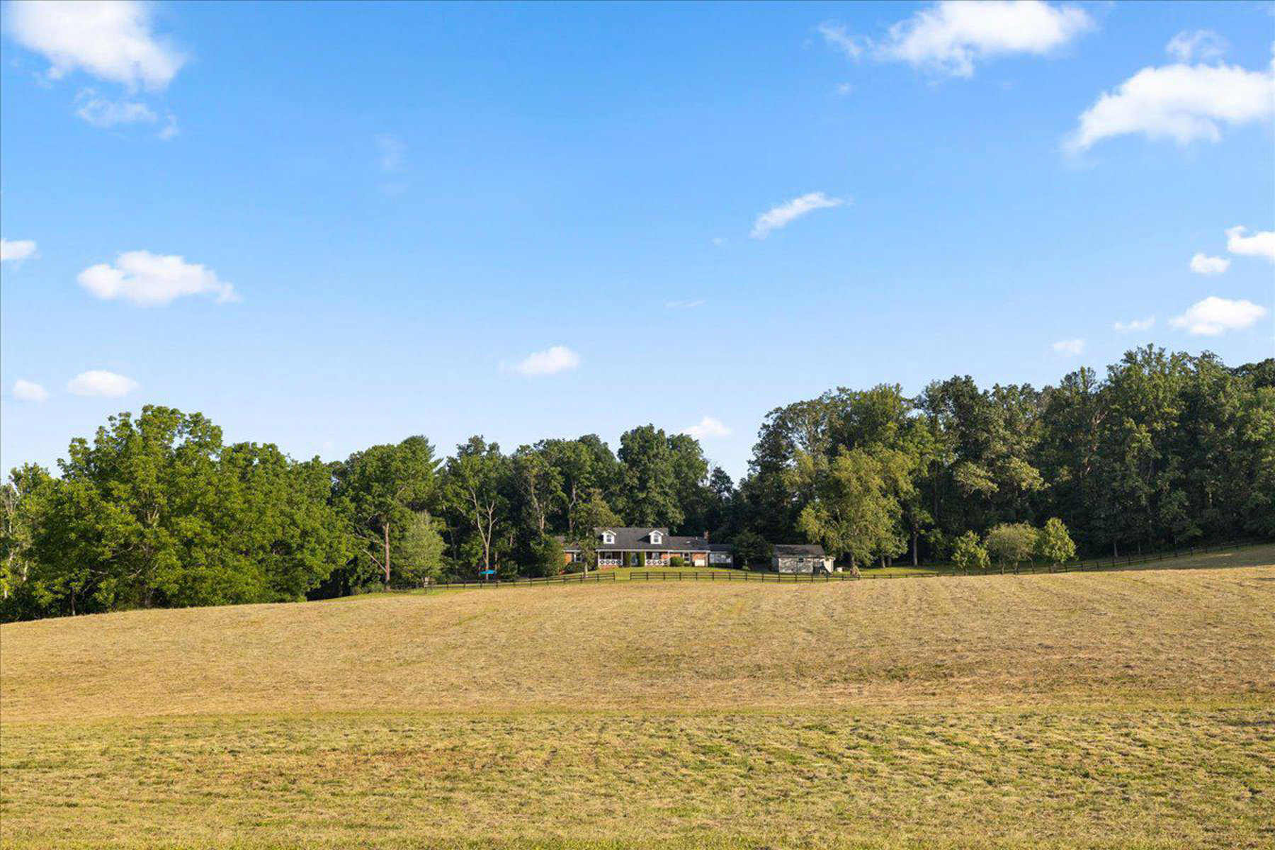  8374 Elway Lane, Warrenton, VA, 20186 - 物件實景