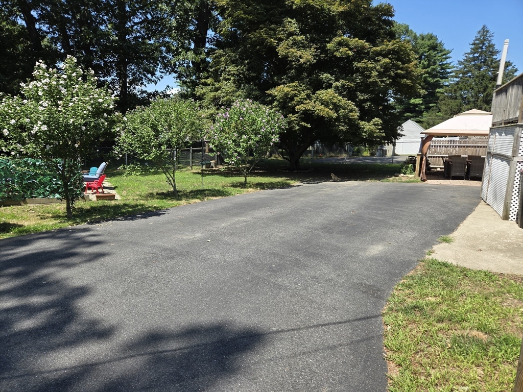 Brockton, Massachusetts, 02301, United States, 3 Bedrooms Bedrooms, ,1 BathroomBathrooms,Residential,For Sale,1895506